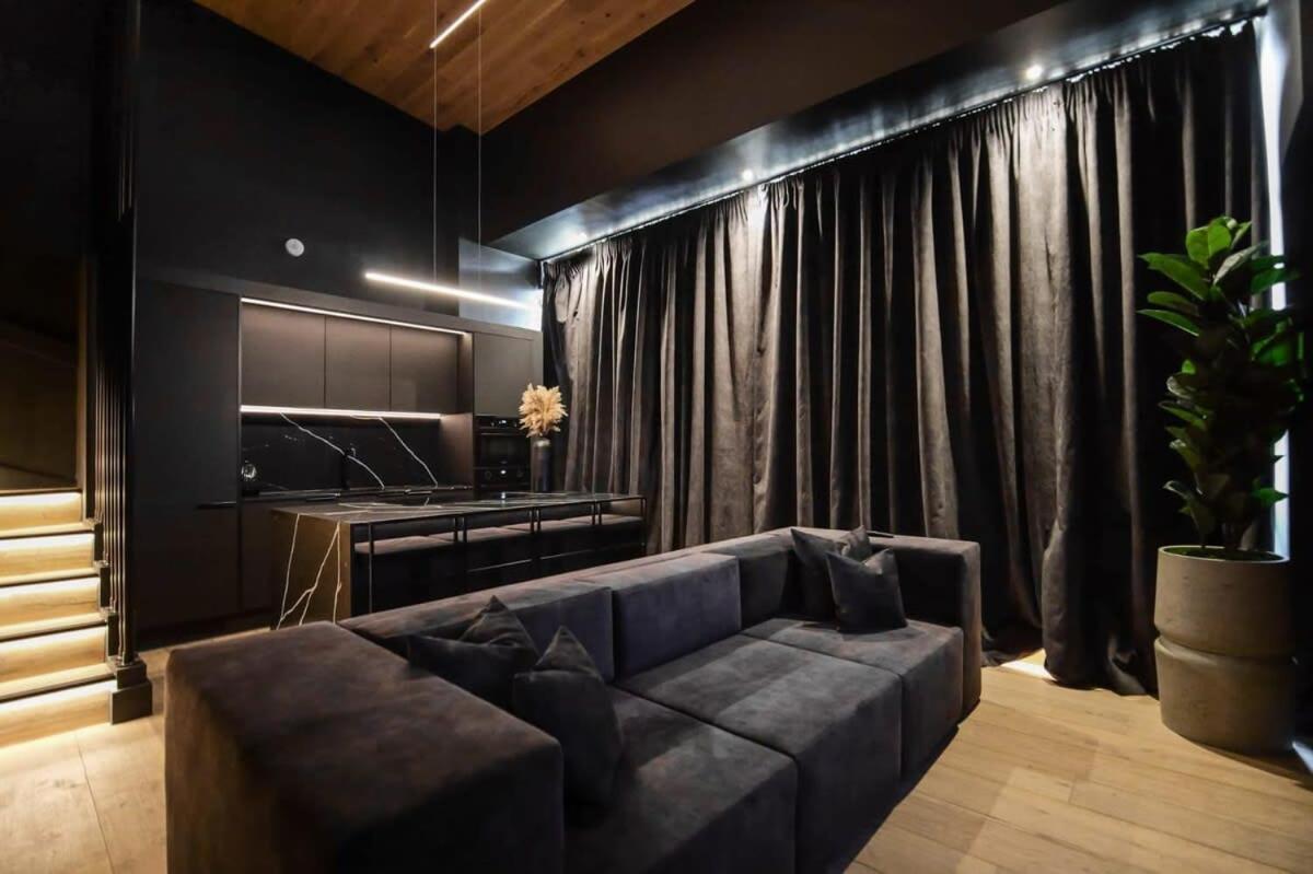 Noir By The Heim Residences *