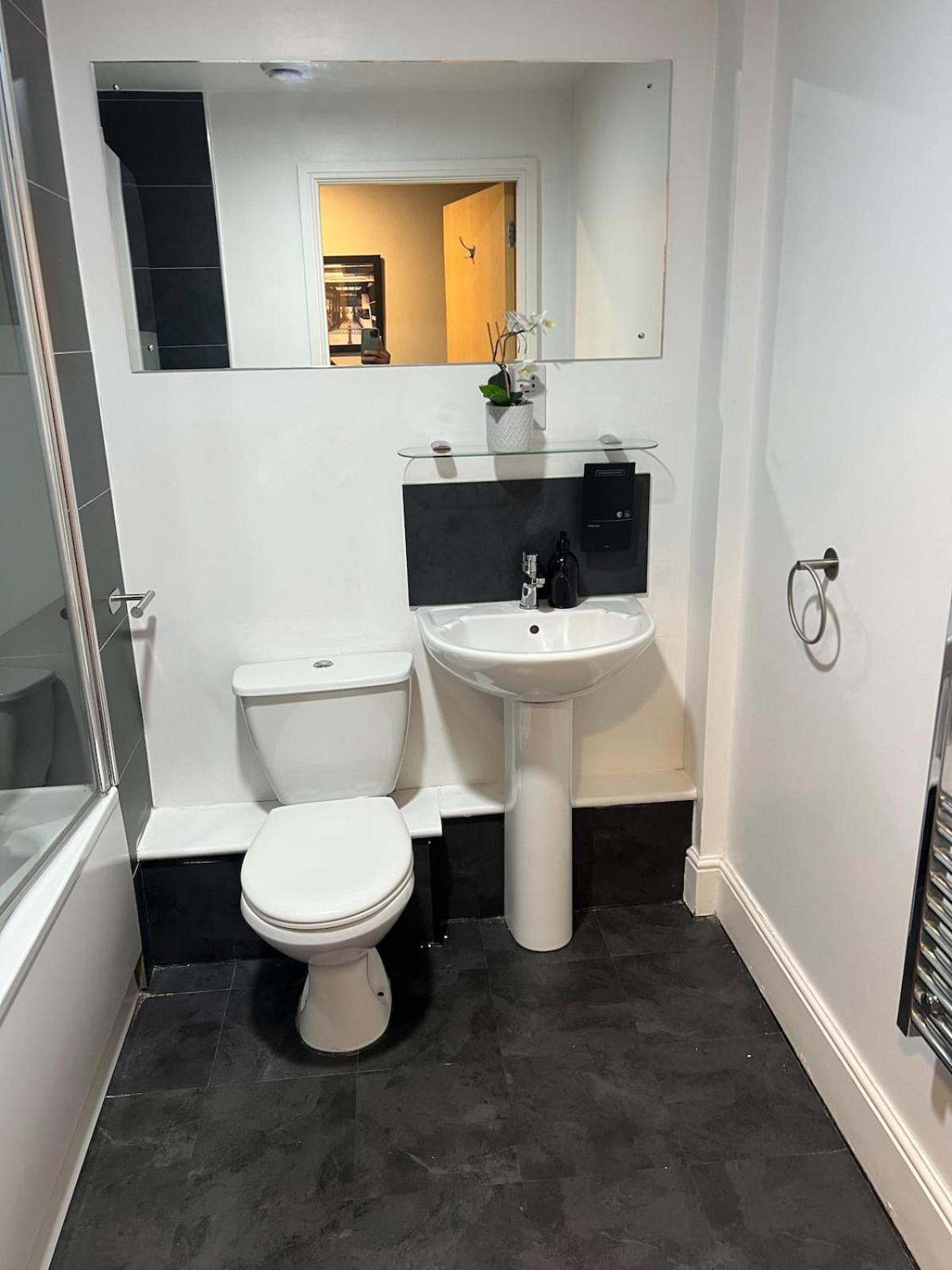 Urban Haven - 2beds -7min Walk 2 Piccadilly - Mcr Centre - Downtown