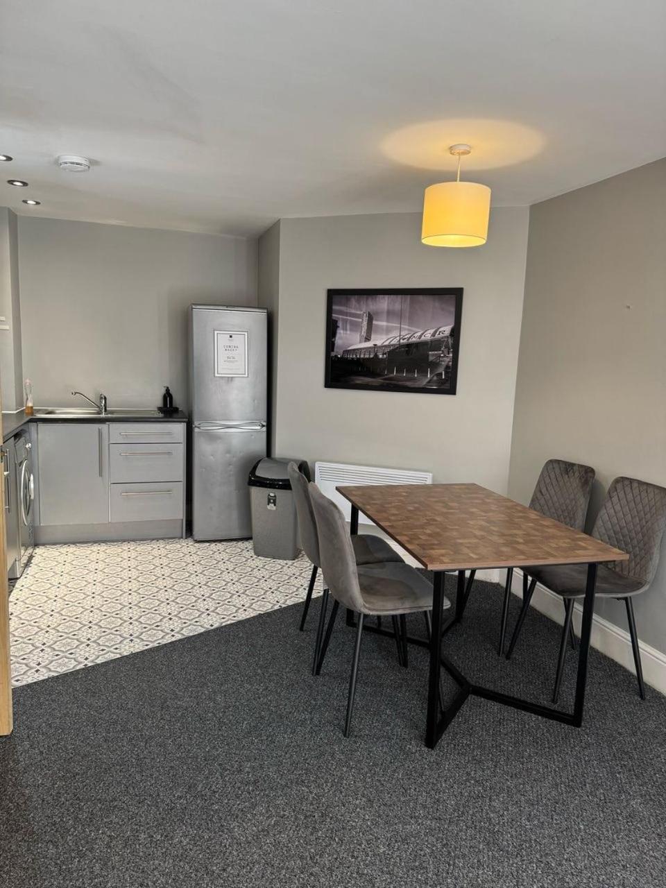 Urban Haven - 2beds -7min Walk 2 Piccadilly - Mcr Centre - Downtown