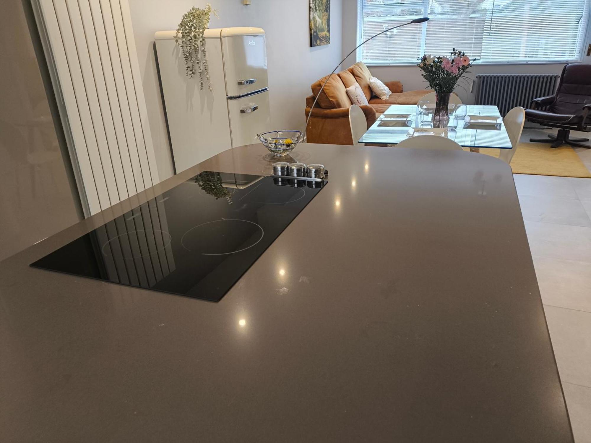 Spotless And Spacious Holiday home *