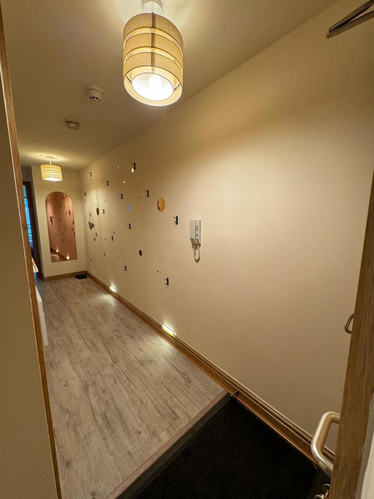 Spacious 2-bed Flat Next To Piccadilly Station, Mcr Apartment