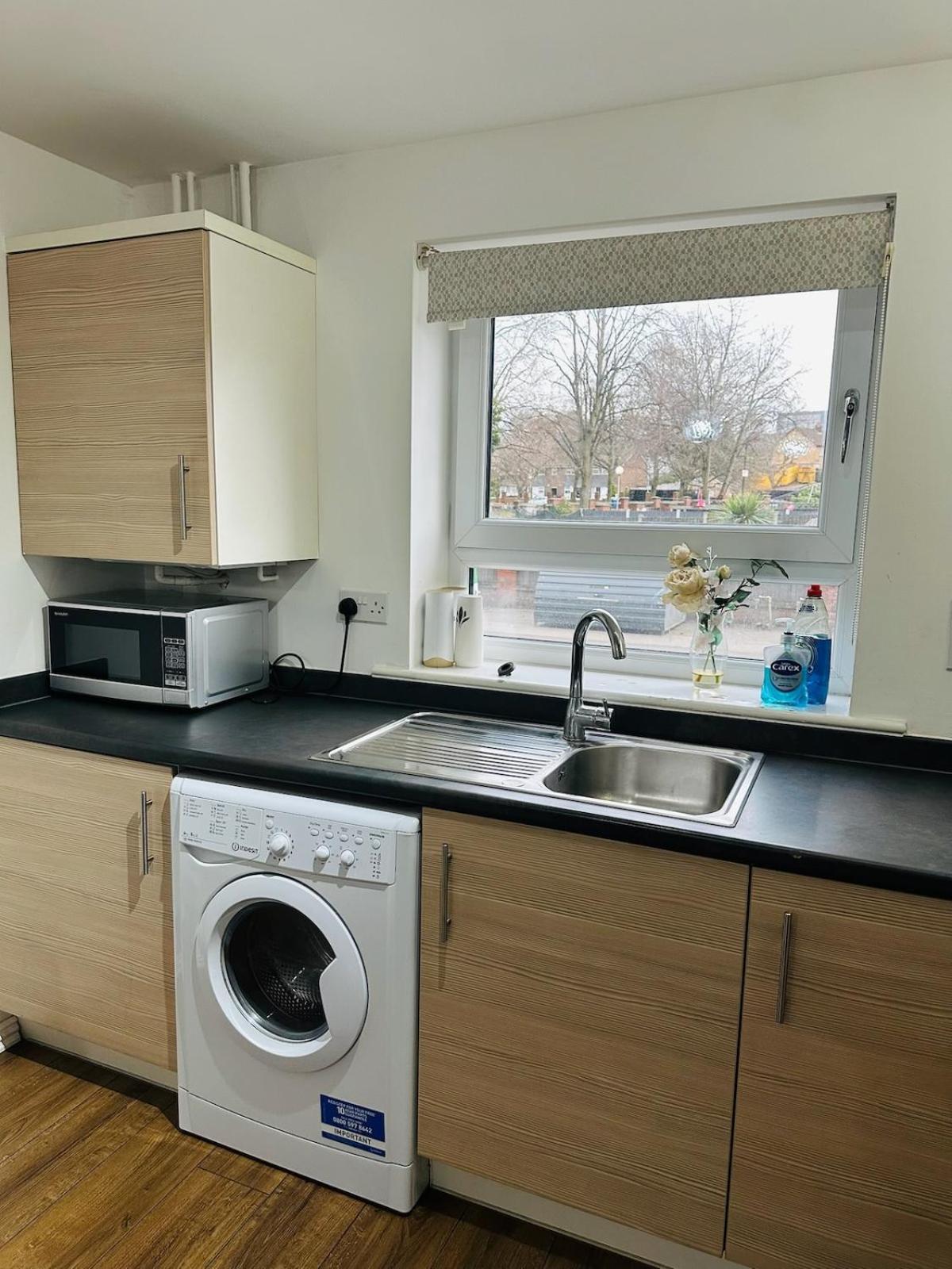 Modern & Private 2br Apartment Manchester
