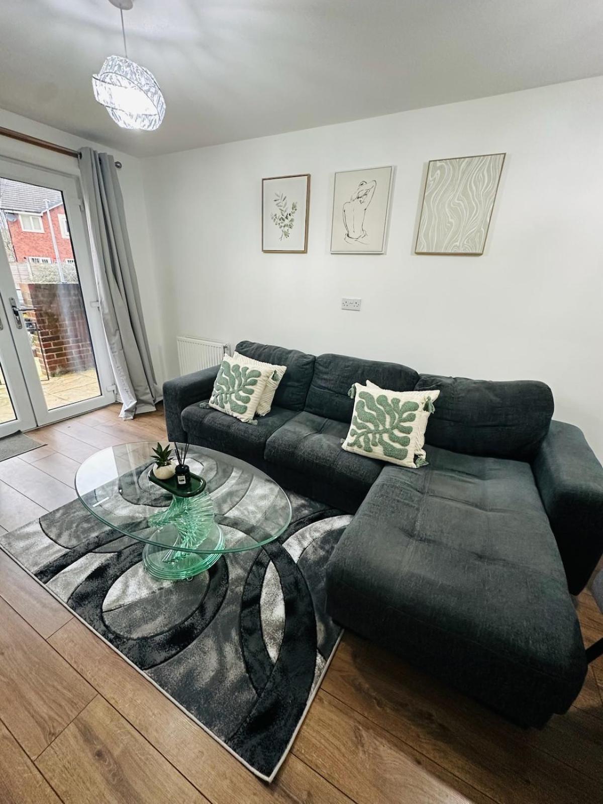 Apartment Modern & Private 2br