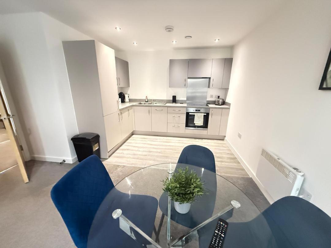 Escape To Modern 2br In Centre! Manchester