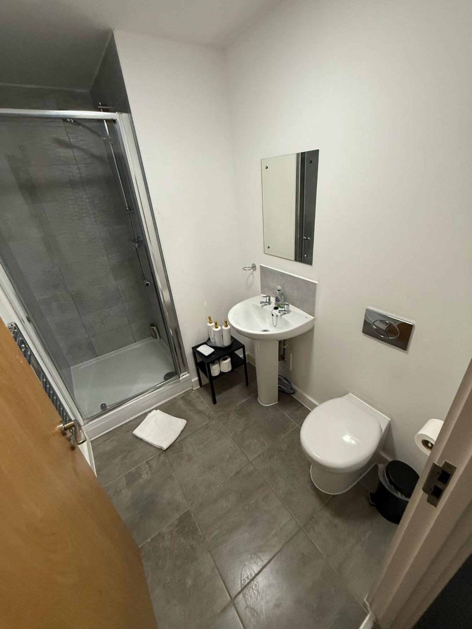 Escape To Modern 2br In Centre! * Manchester