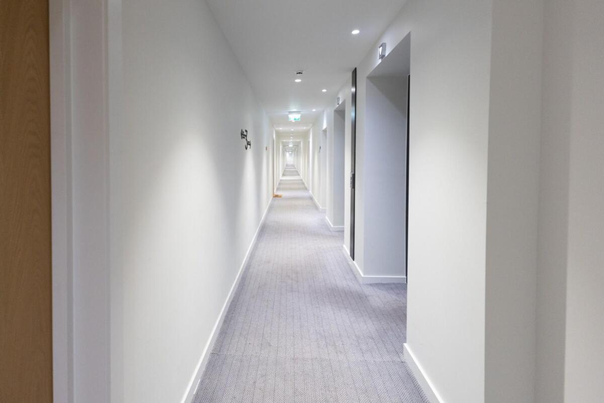 Park View 3 Bed Ensuite Only 5 Min Walk To Arndale Apartment *