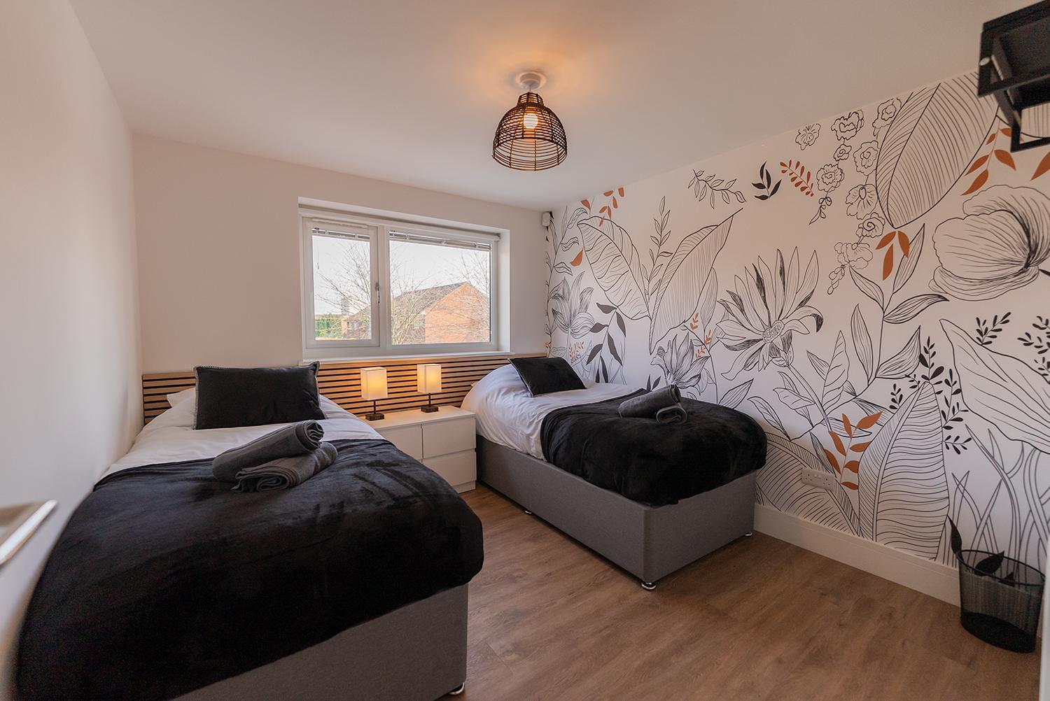 Luxury 8 Bed *