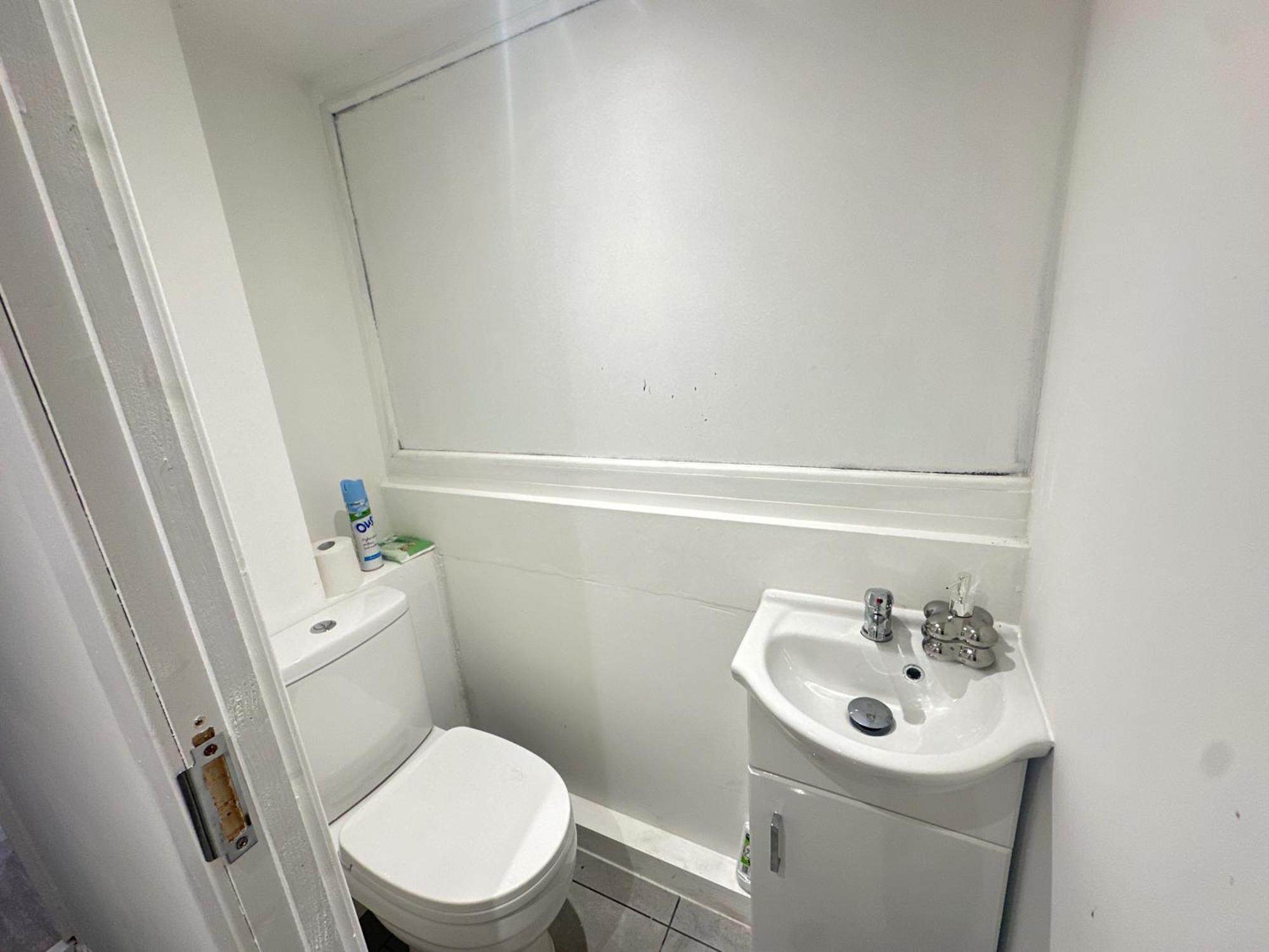 Holiday home Airport House - Long Near Hospital! Manchester