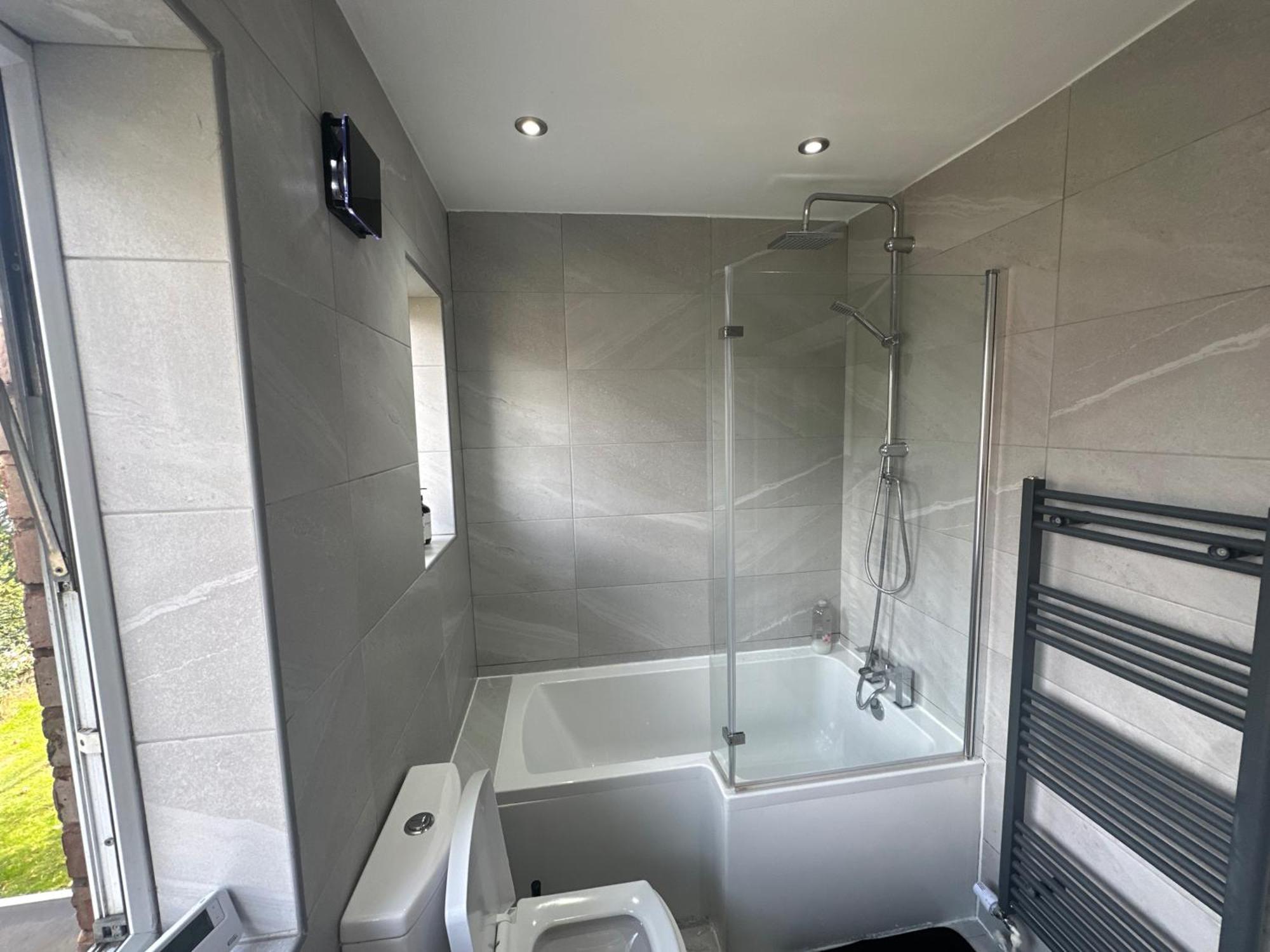 Airport House - Long Near Hospital! * Manchester