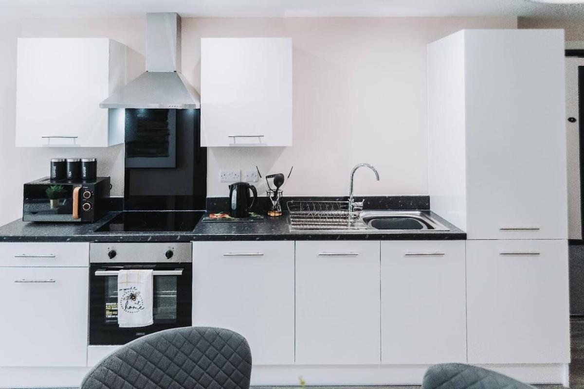 2bed 2bath Nr Old Trafford Parking *