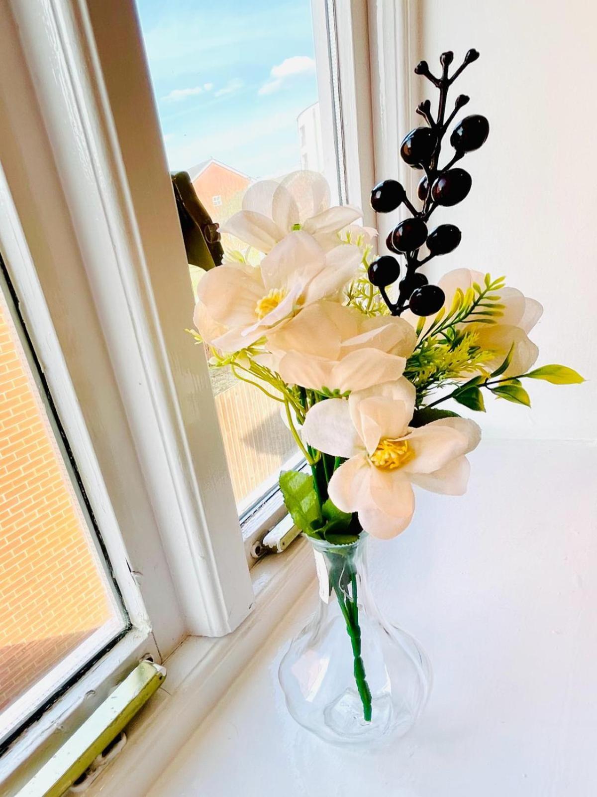 Modern 3 Bedroom Flat Near & Hulme Park Apartment Manchester