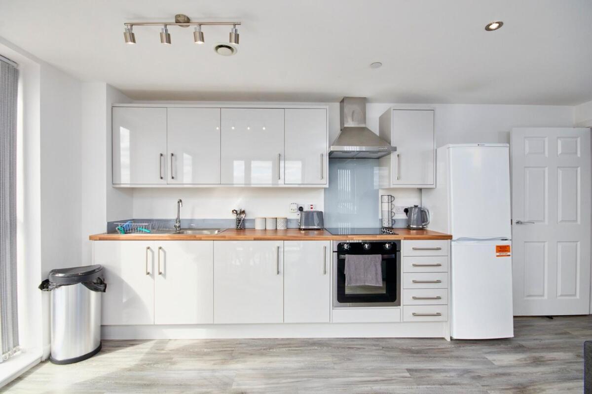 Spacious Apartment, Free Parking, Near Centre By Hass Haus Apartment Manchester