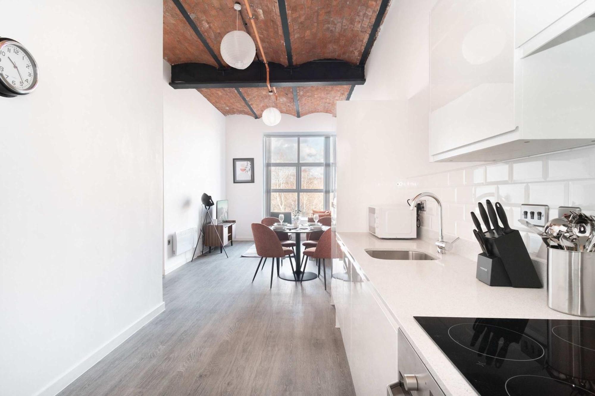 Fabulous 2bed Close To Etihad Manchester