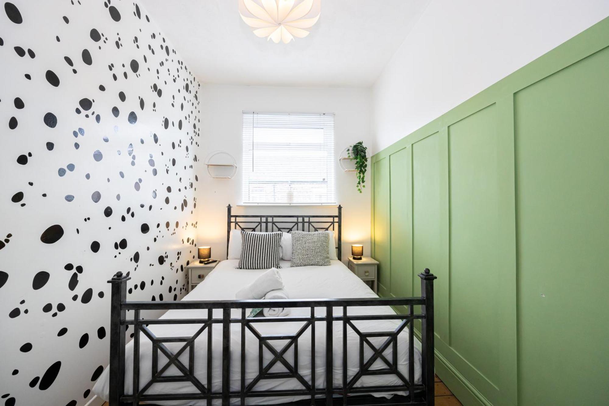 Winslow House- Close To Stadium & Free Parking
