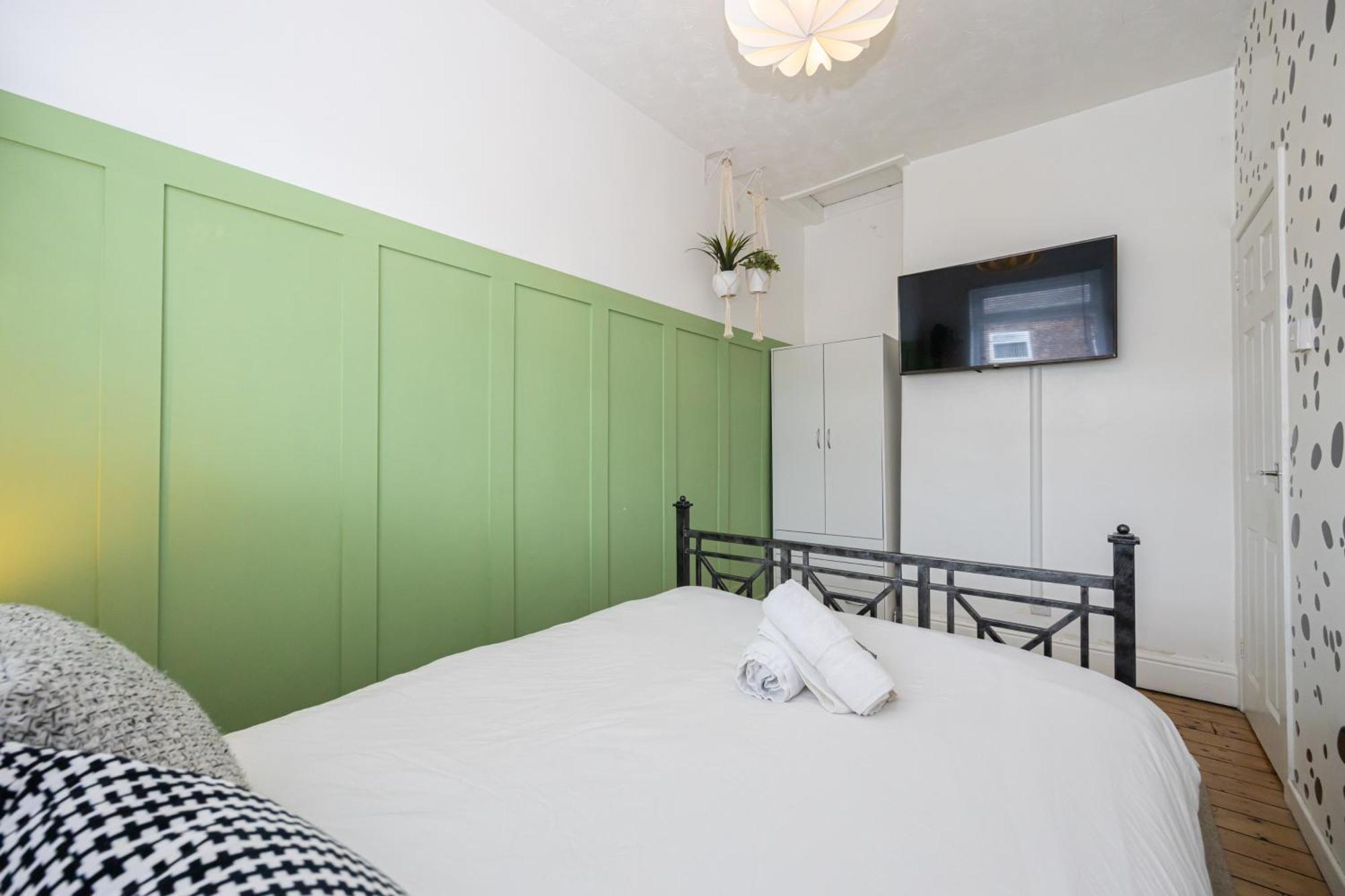 Holiday home Winslow House- Close To Stadium & Free Parking *