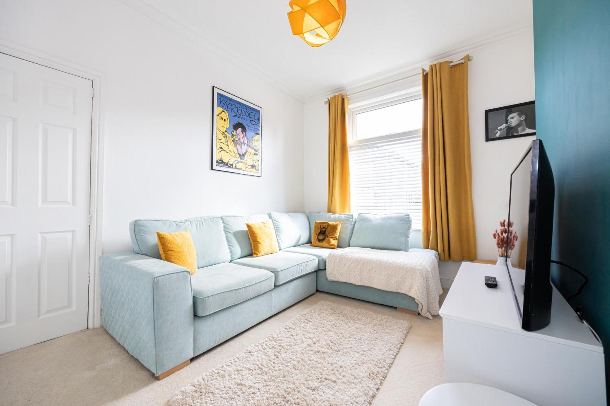 Winslow House- Close To Stadium & Free Parking Holiday home