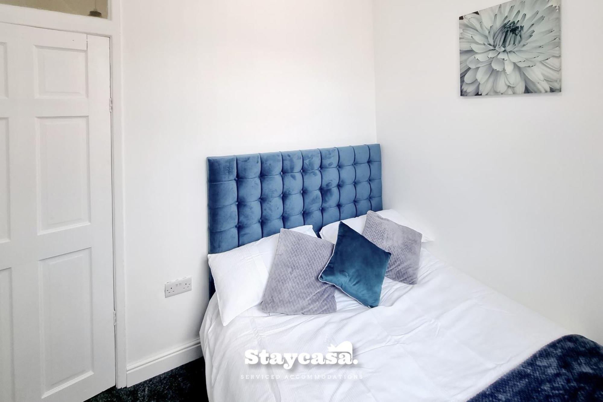 Cowesby Co-Living - Private Room Self-Cater * Manchester