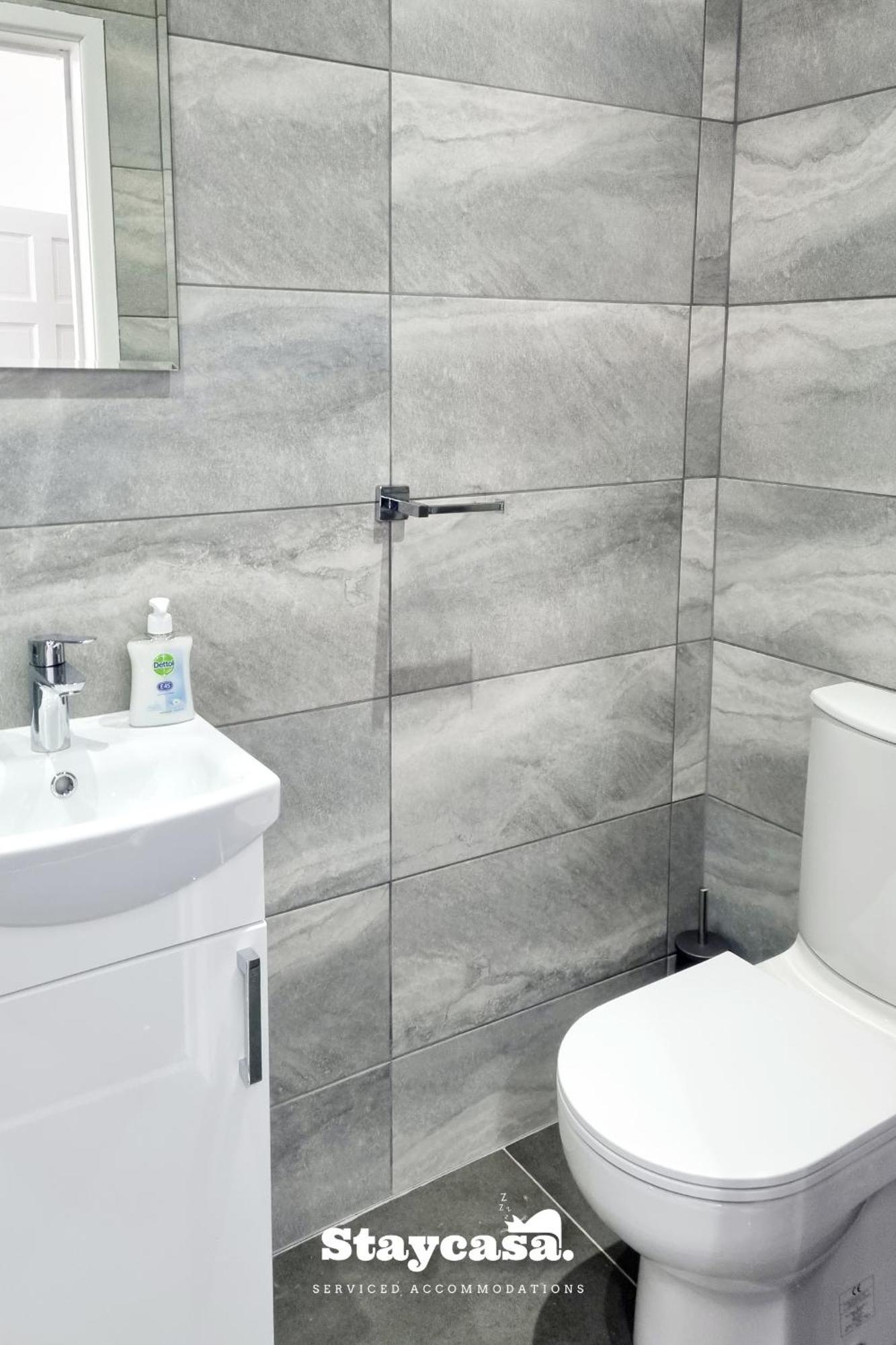 Cowesby Co-Living - Private Room Self-Cater Holiday home Manchester