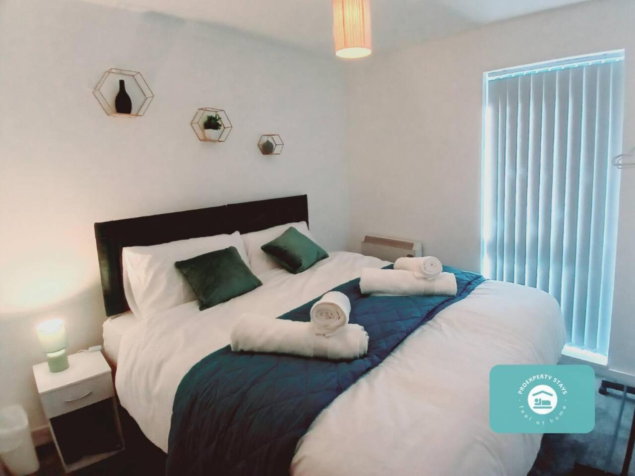 Modern Old Trafford Stadium Apartment Manchester