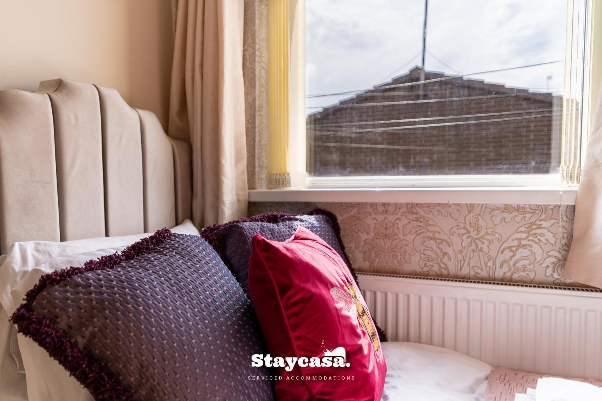 Holiday home Longsight Luxury 5br Free Parking Sleeps 12! Manchester