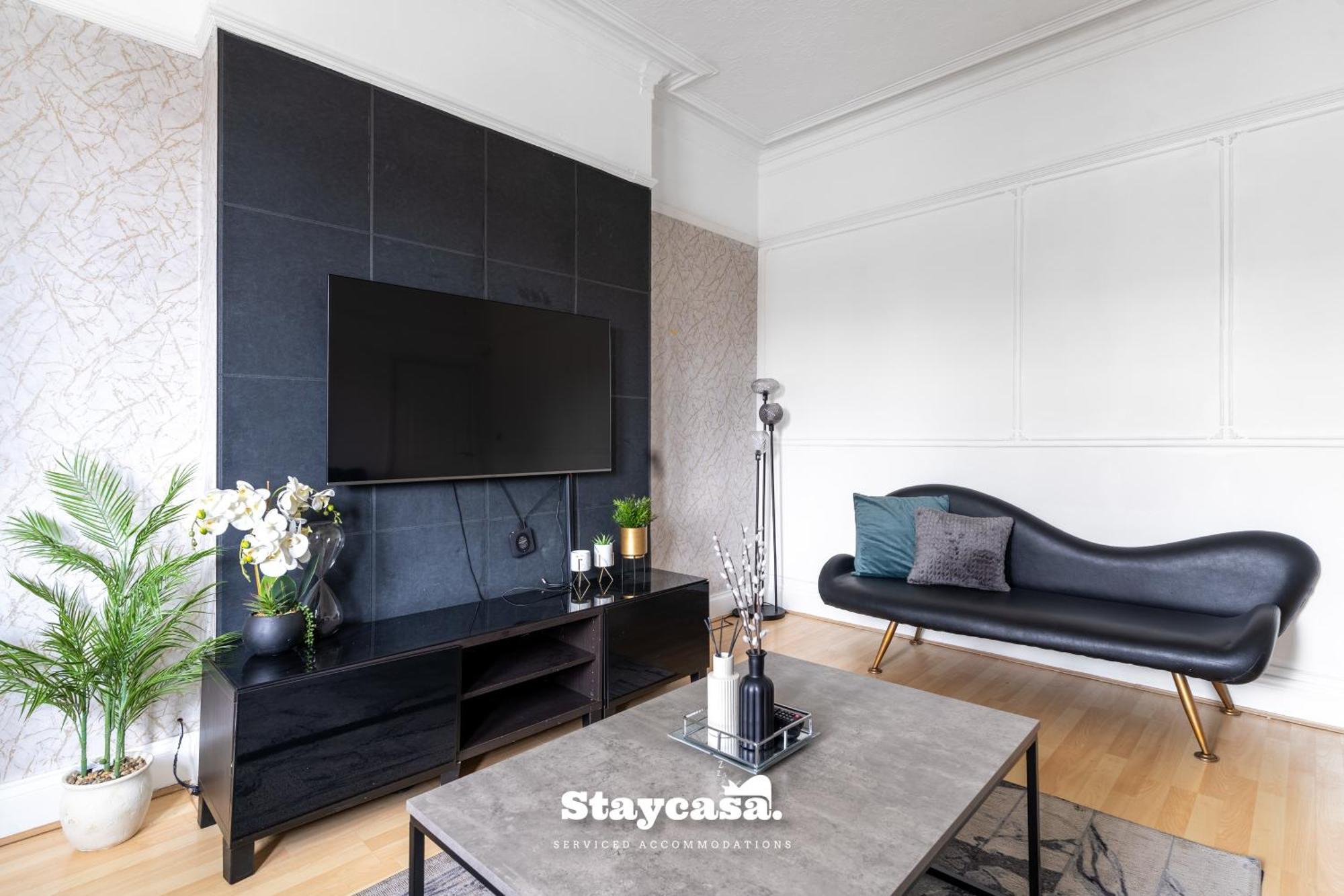 Longsight Luxury 5br Free Parking Sleeps 12! Manchester