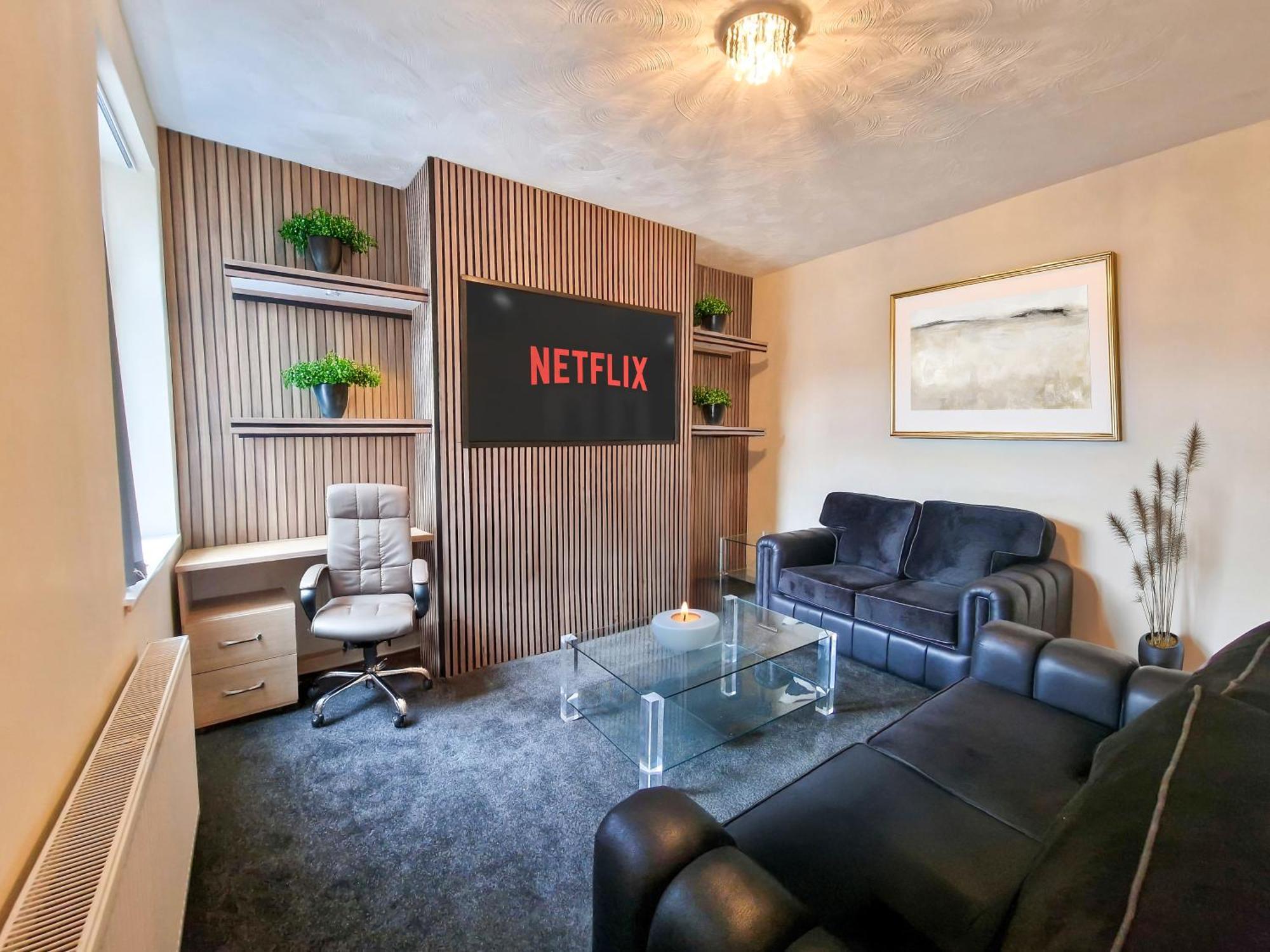 Cosy & Stylish 3-bedroom Near Etihad Stadium & Coop Live Arena, Perfect For 8 Guests Holiday home *