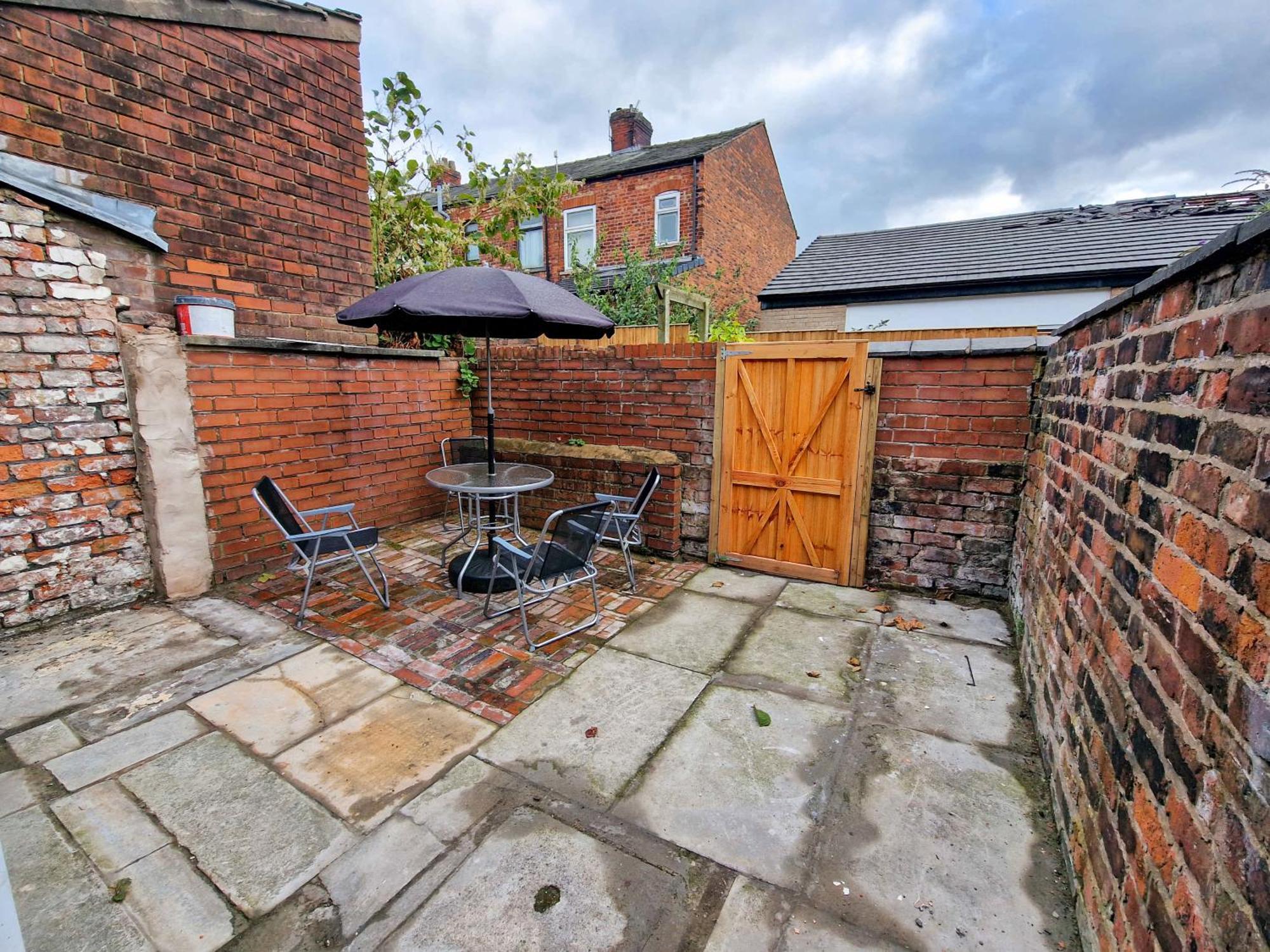 Cosy & Stylish 3-bedroom Near Etihad Stadium & Coop Live Arena, Perfect For 8 Guests Manchester