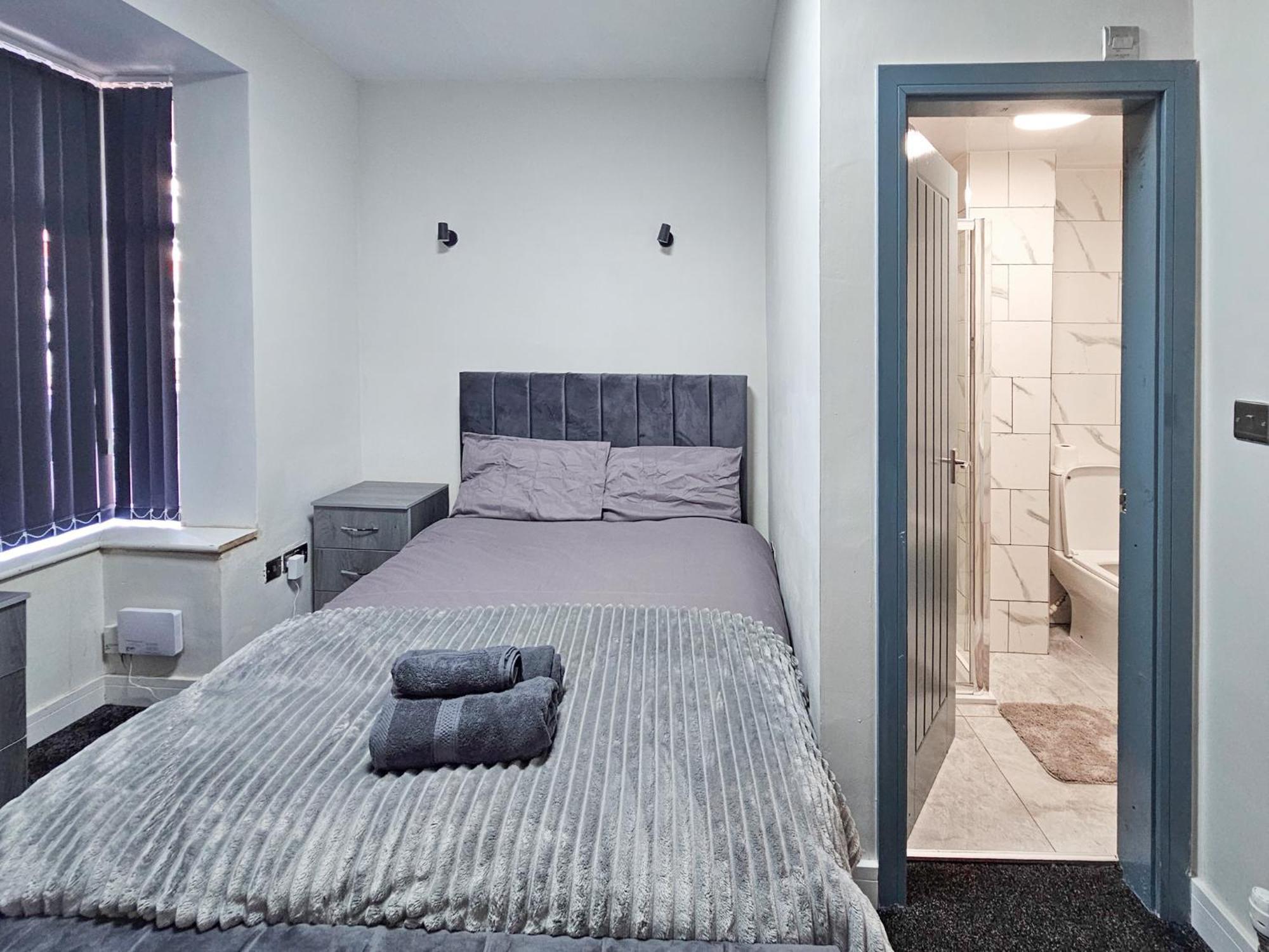 Beresford Co-Living - Private Room Self-Cater Holiday home *