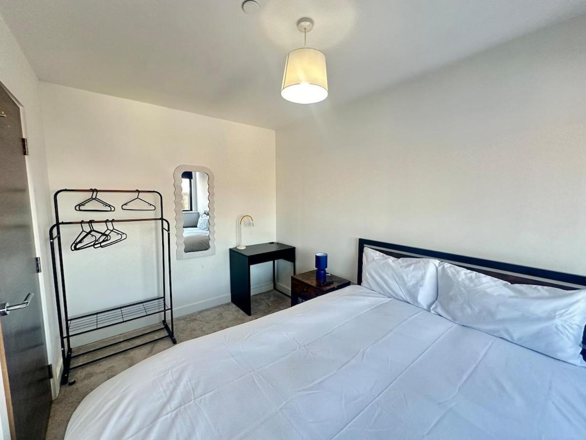 Modern By Avalora Short Lets & Serviced Old Trafford With Free Parking, Mcr Stadium - Ua92 Apartment Manchester