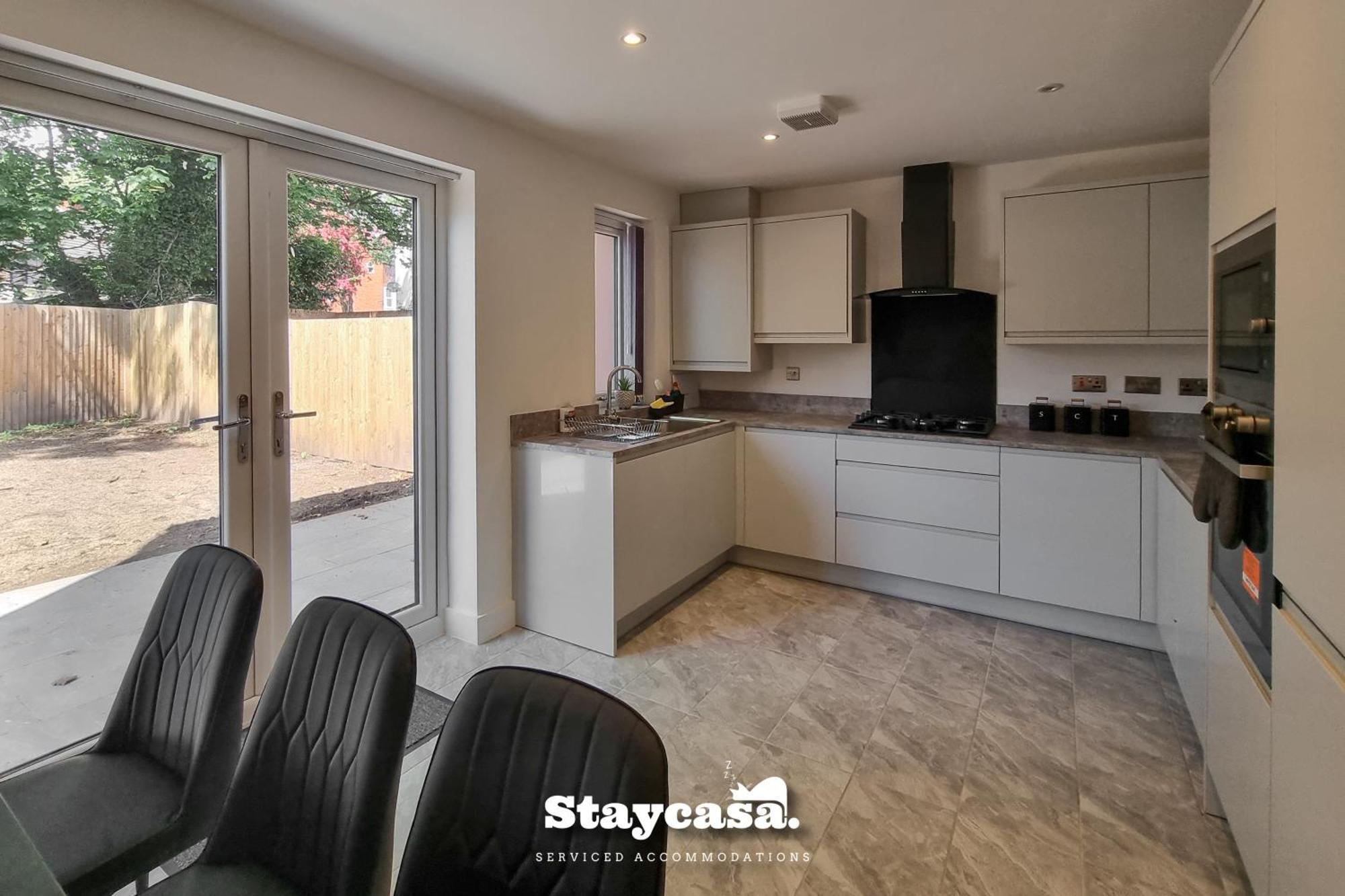 Holiday home Harmony Living Modern New Build With Parking Manchester
