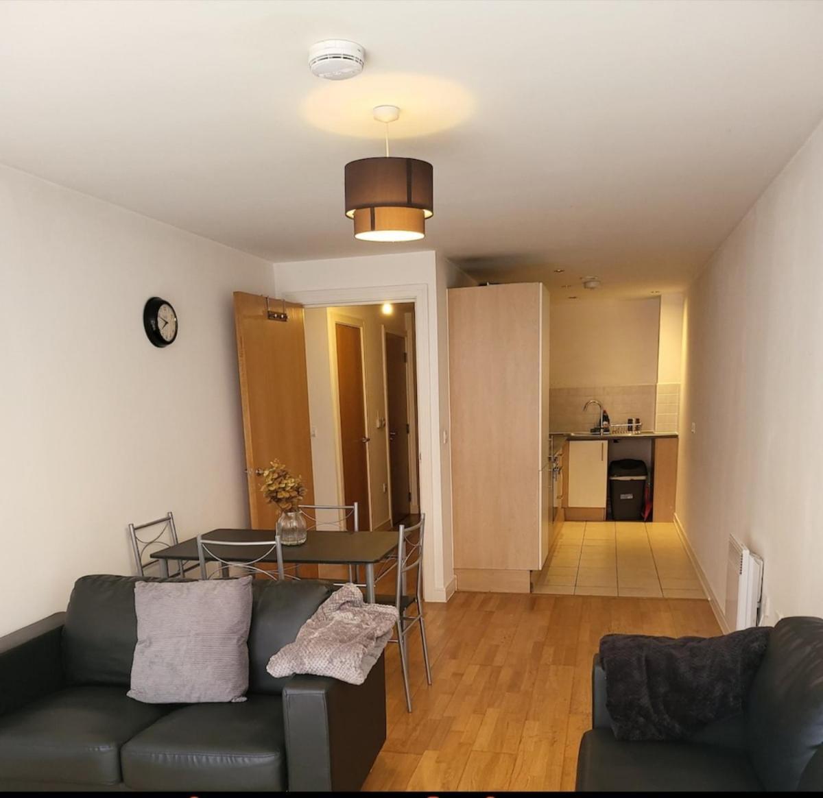 Apartment Enjoyable 2 Bedroom *