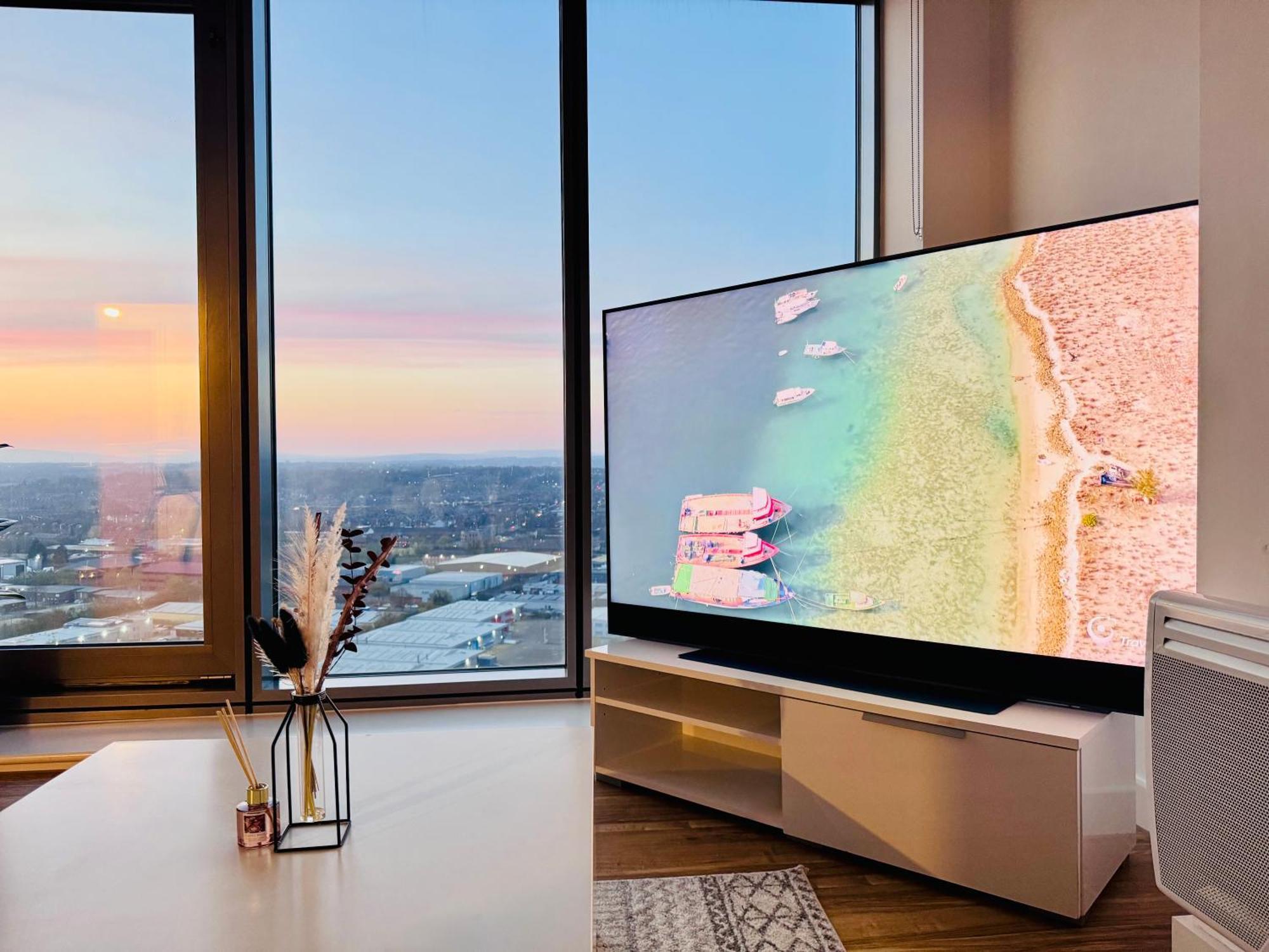 Apartment Luxury Media Salford Manchester
