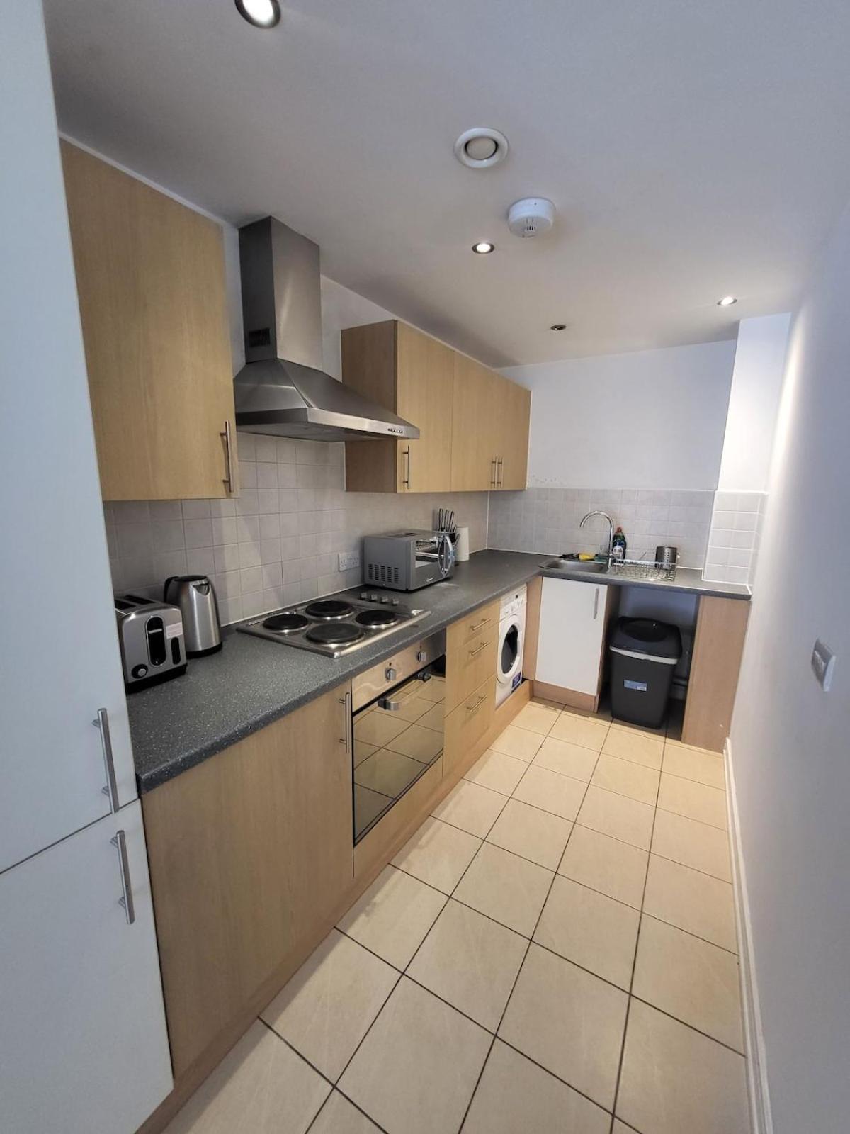 1 Bedroom Centre *