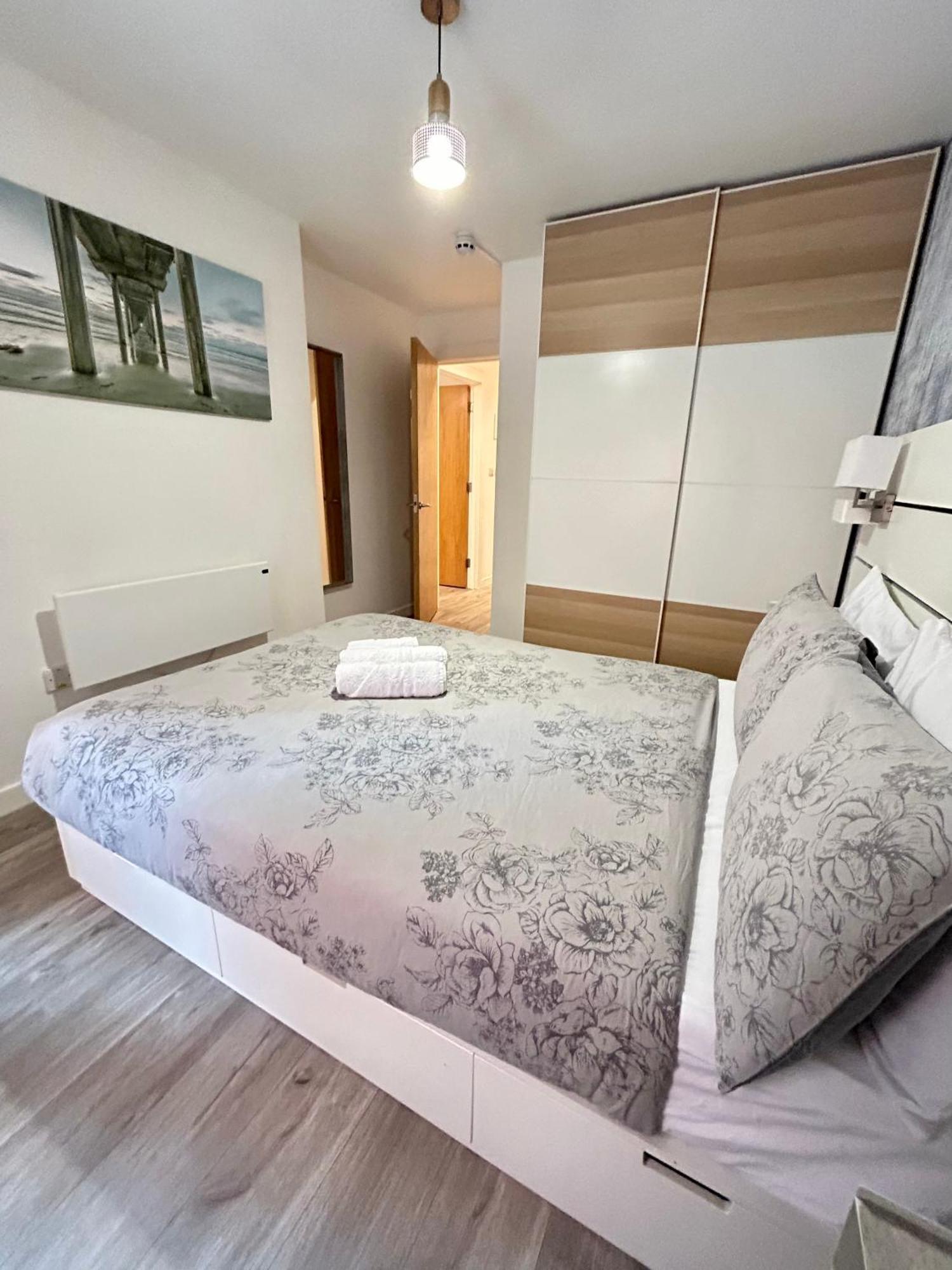 One Bed - Centre *