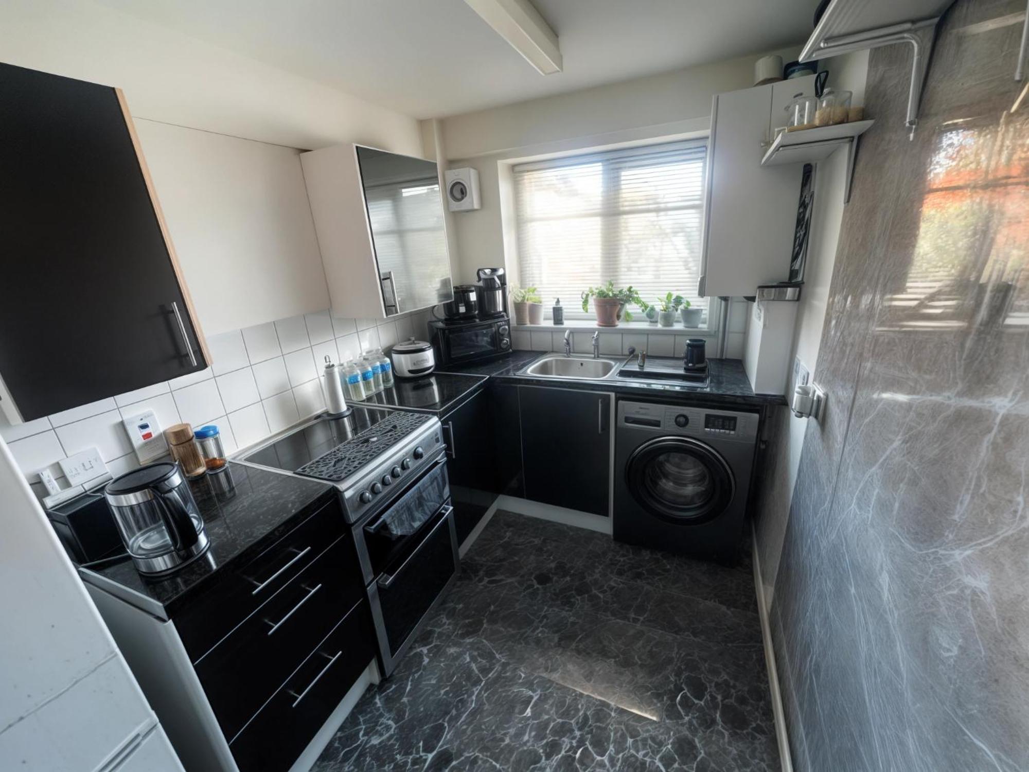 Apartment 1br Gem Near Downtown Hotspots