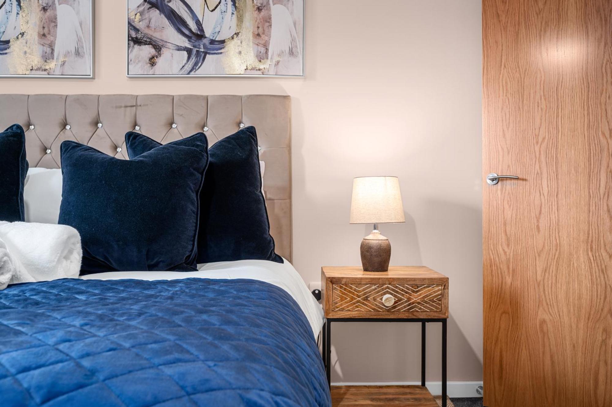 2bedroom Flat *