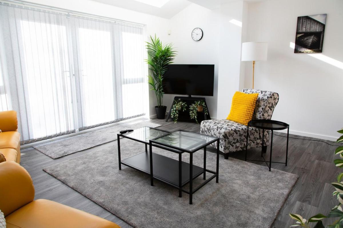 Apartment Bright & Luxurious With Garden *