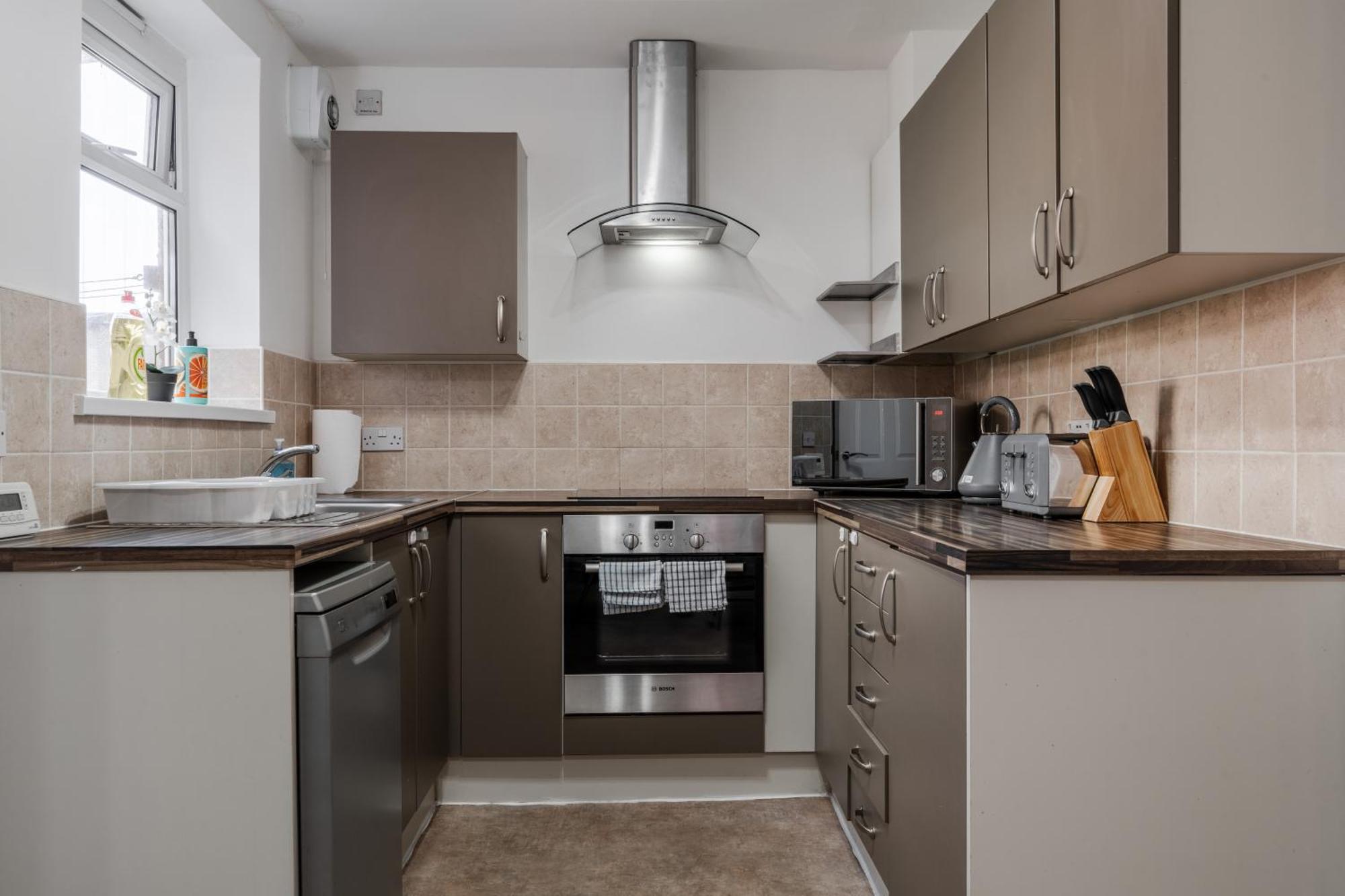 Holiday home Long 3br House With Parking Manchester
