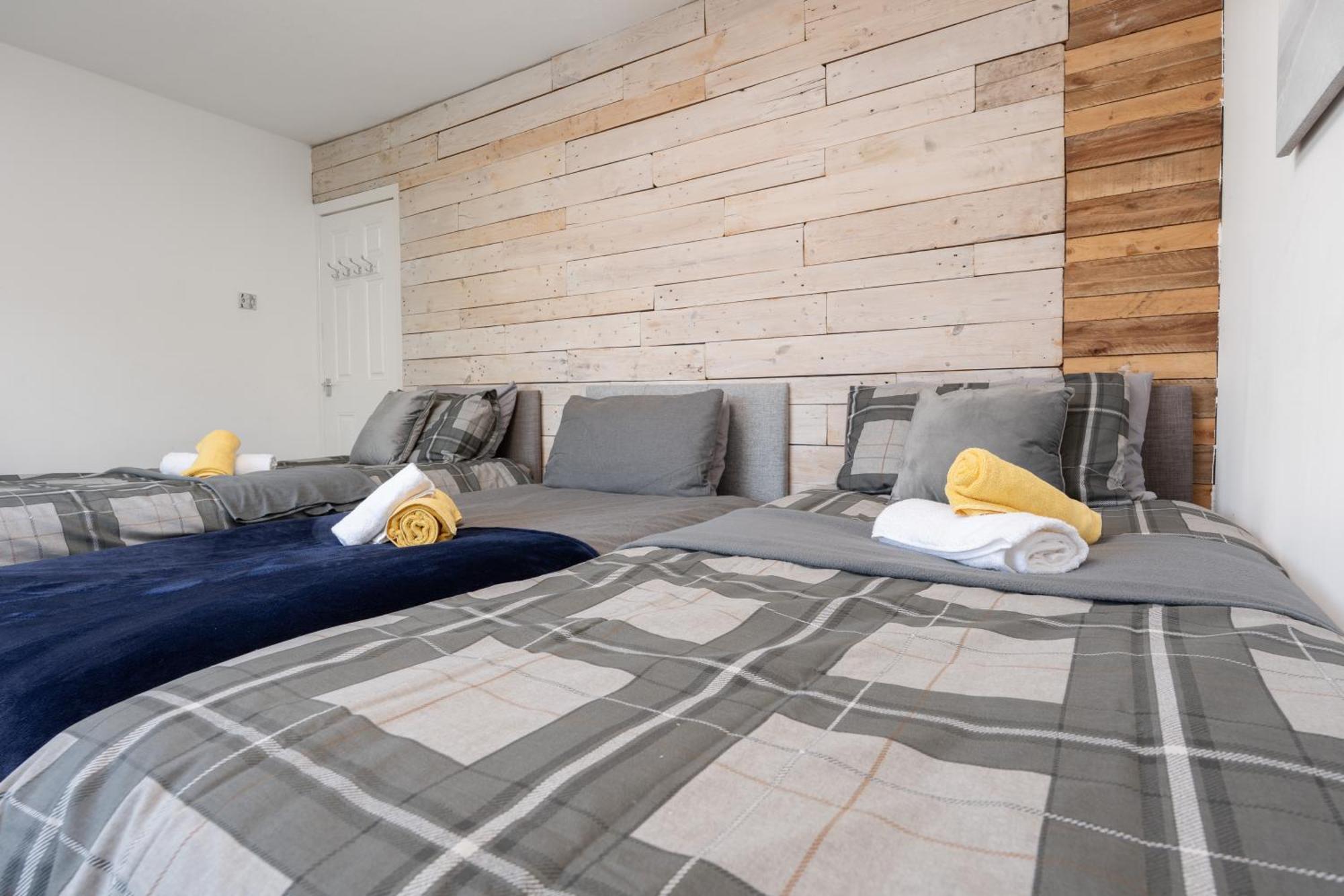 Long 3br House With Parking Holiday home
