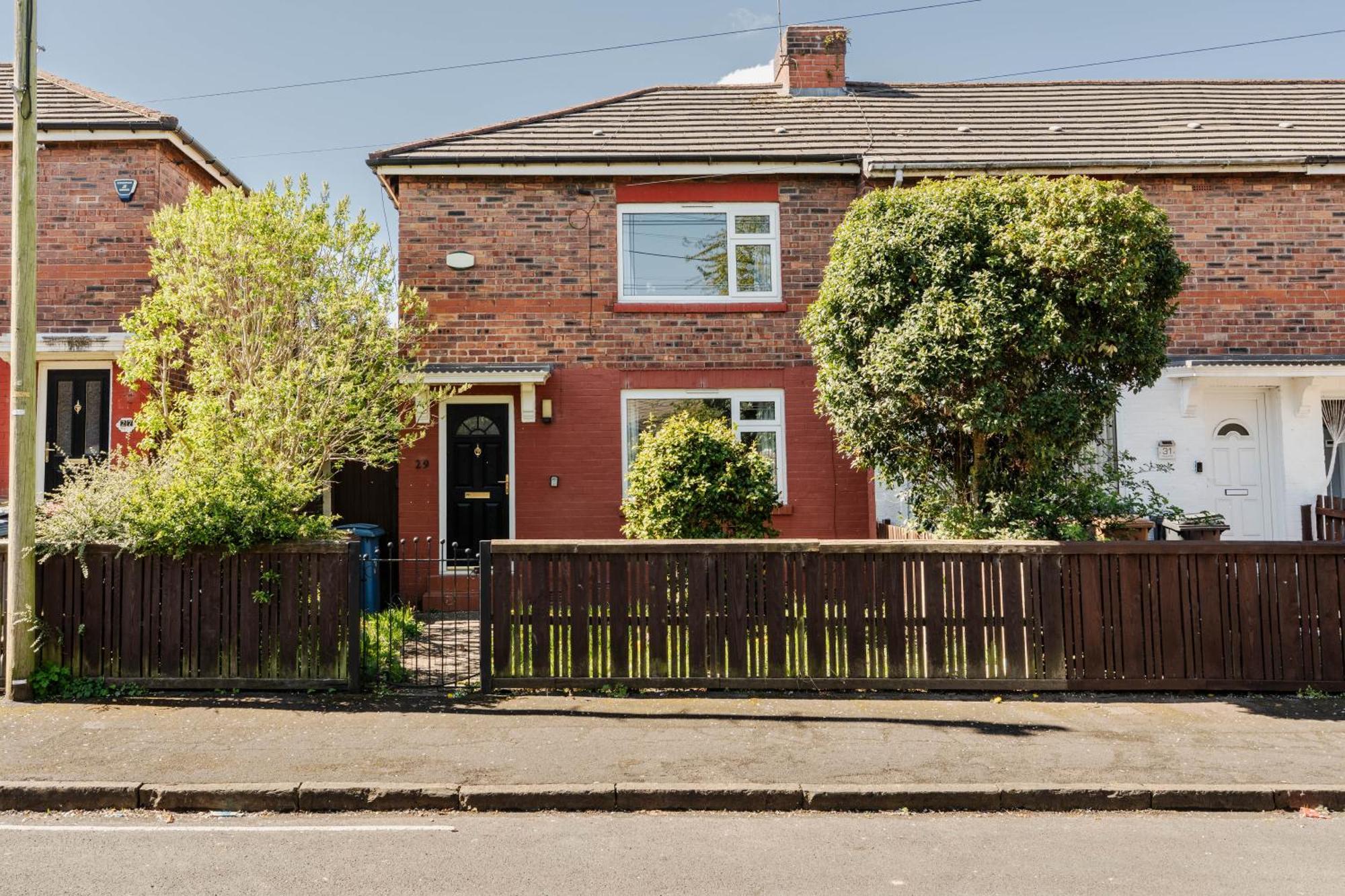 Holiday home Long 3br House With Parking *