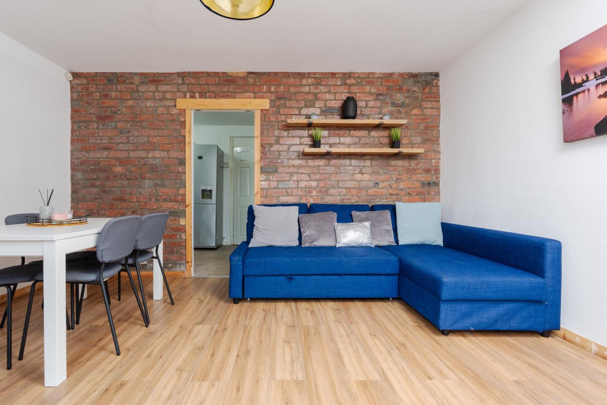 Holiday home Long 3br House With Parking Manchester