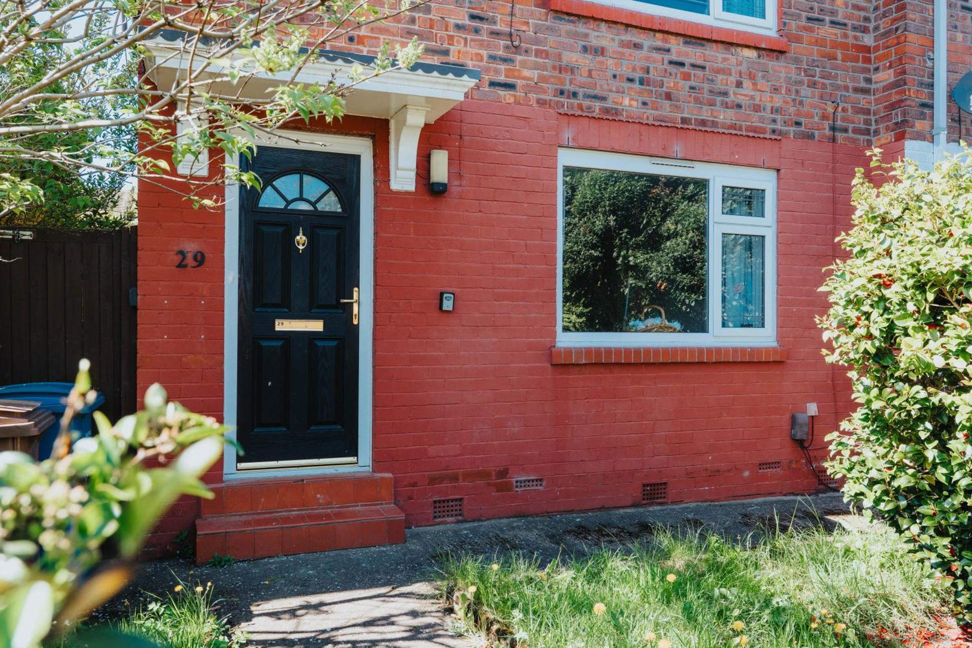 Holiday home Long 3br House With Parking