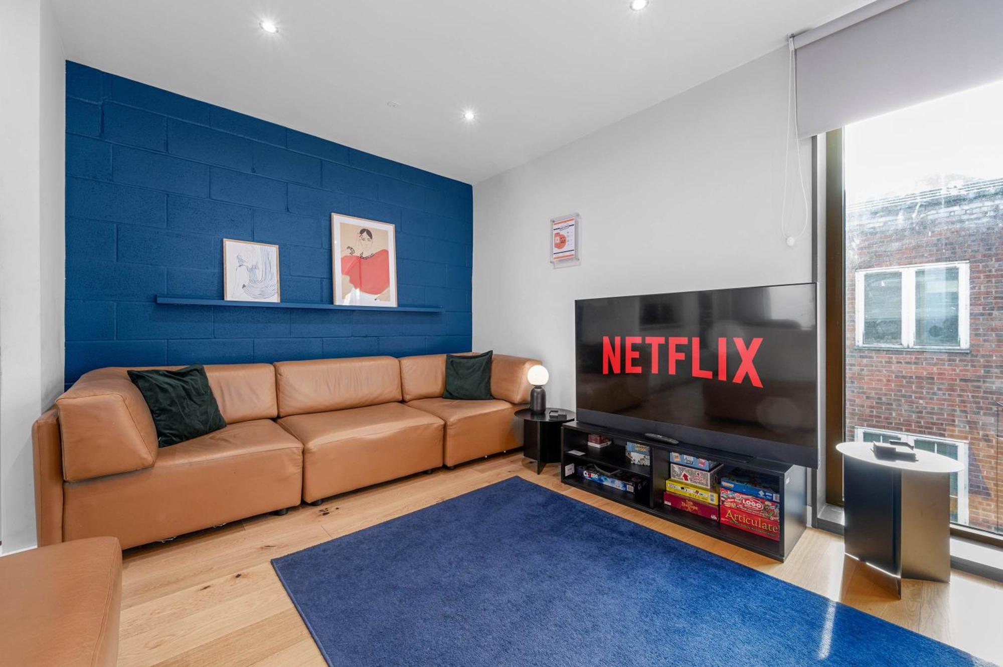 Free Parking - Roof Terrace - Luxury Townhouse