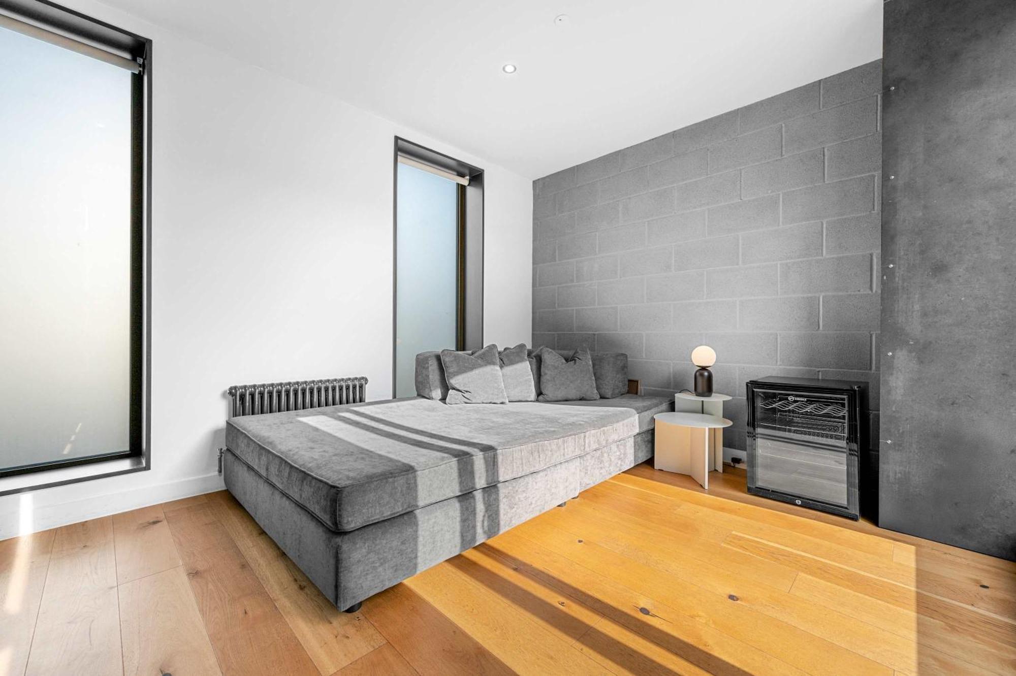 Free Parking - Roof Terrace - Luxury Townhouse