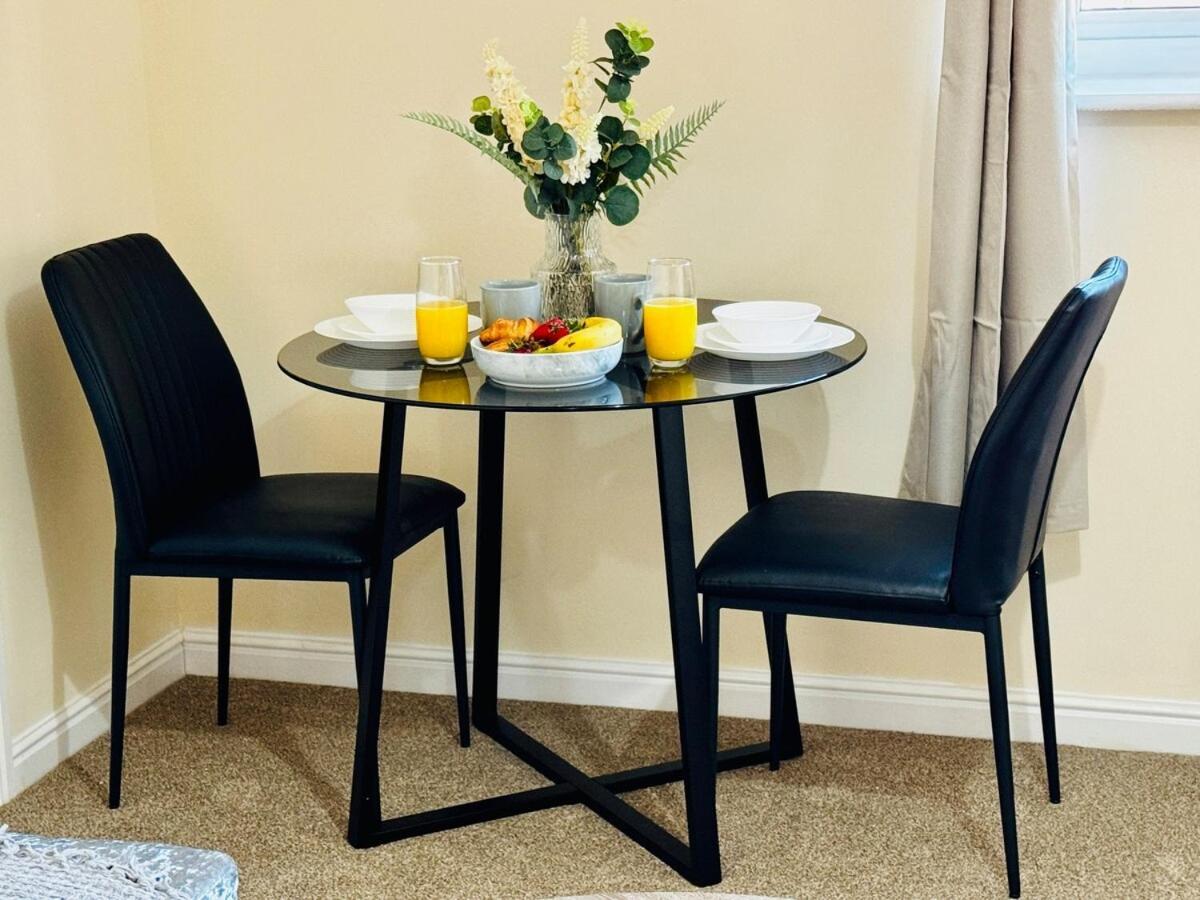 Hub - 2br With Free Parking, Near Airport & Attractions Manchester