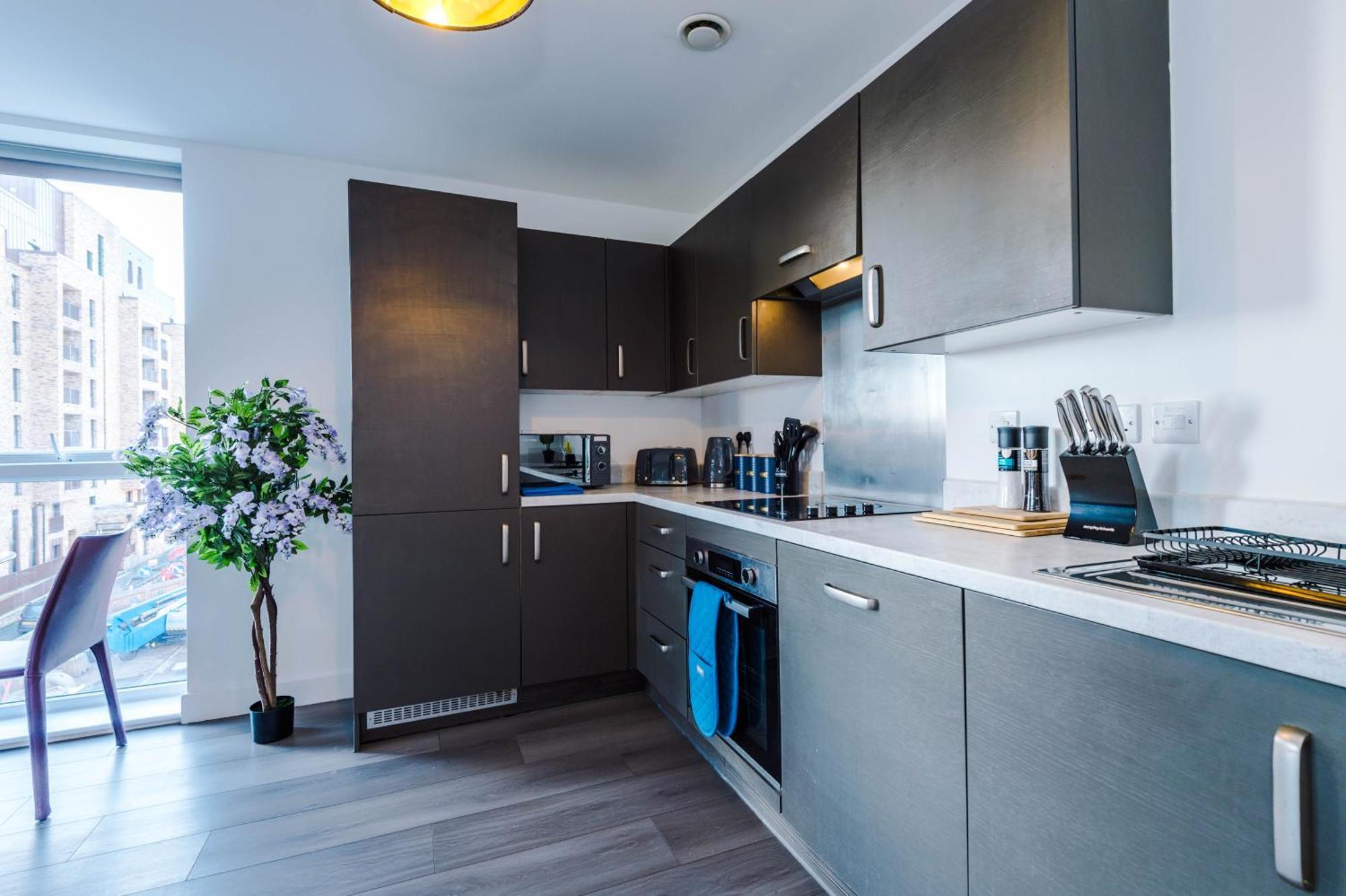Apartment Lux Livin' - Luxury 5 Bed Centre