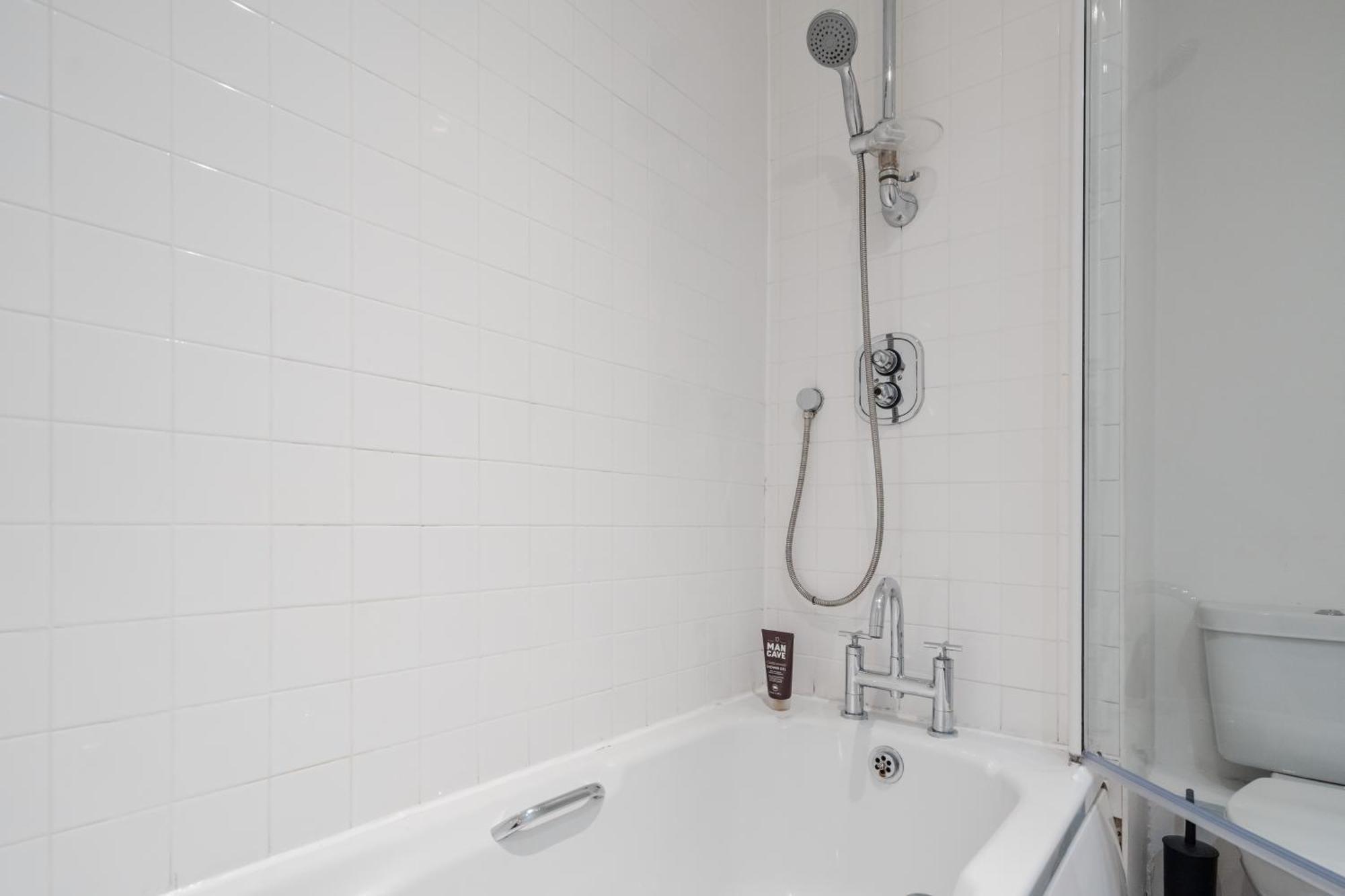 Luxury 2 Bed Centre Free Parking *