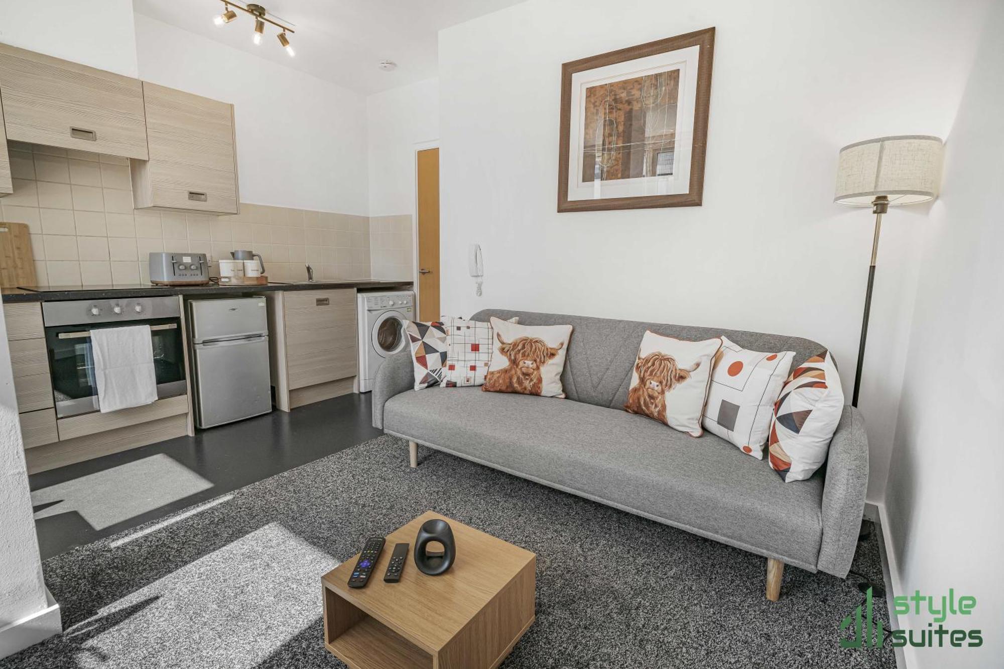 Flat In Old Trafford