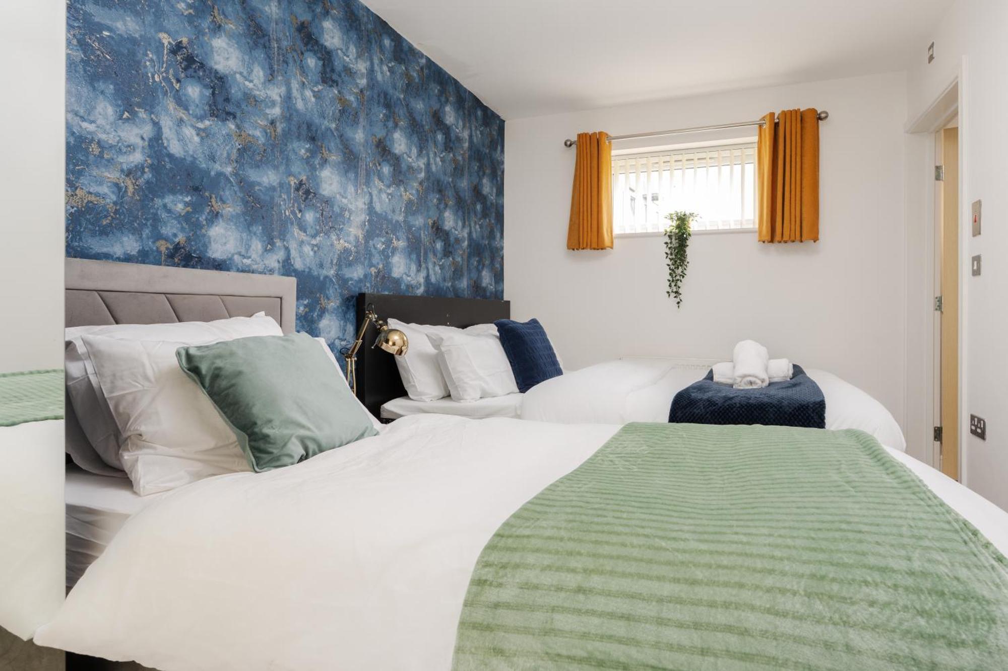 Holiday home Spacious 4bd 3bt - Etihad - Coop - Pool Table - Free Parking *