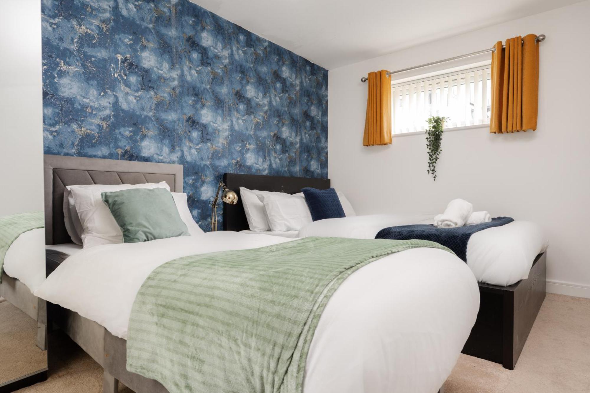 Spacious 4bd 3bt - Etihad - Coop - Pool Table - Free Parking * Manchester